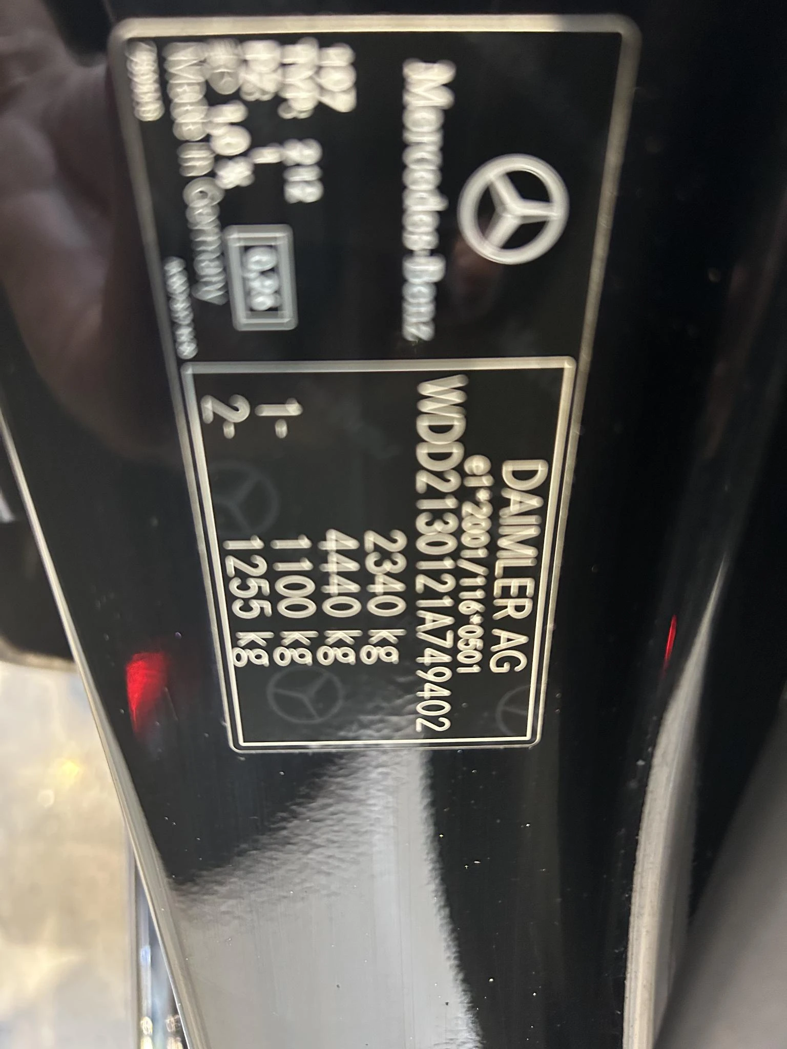 Mercedes-Benz-Classe E-image-23