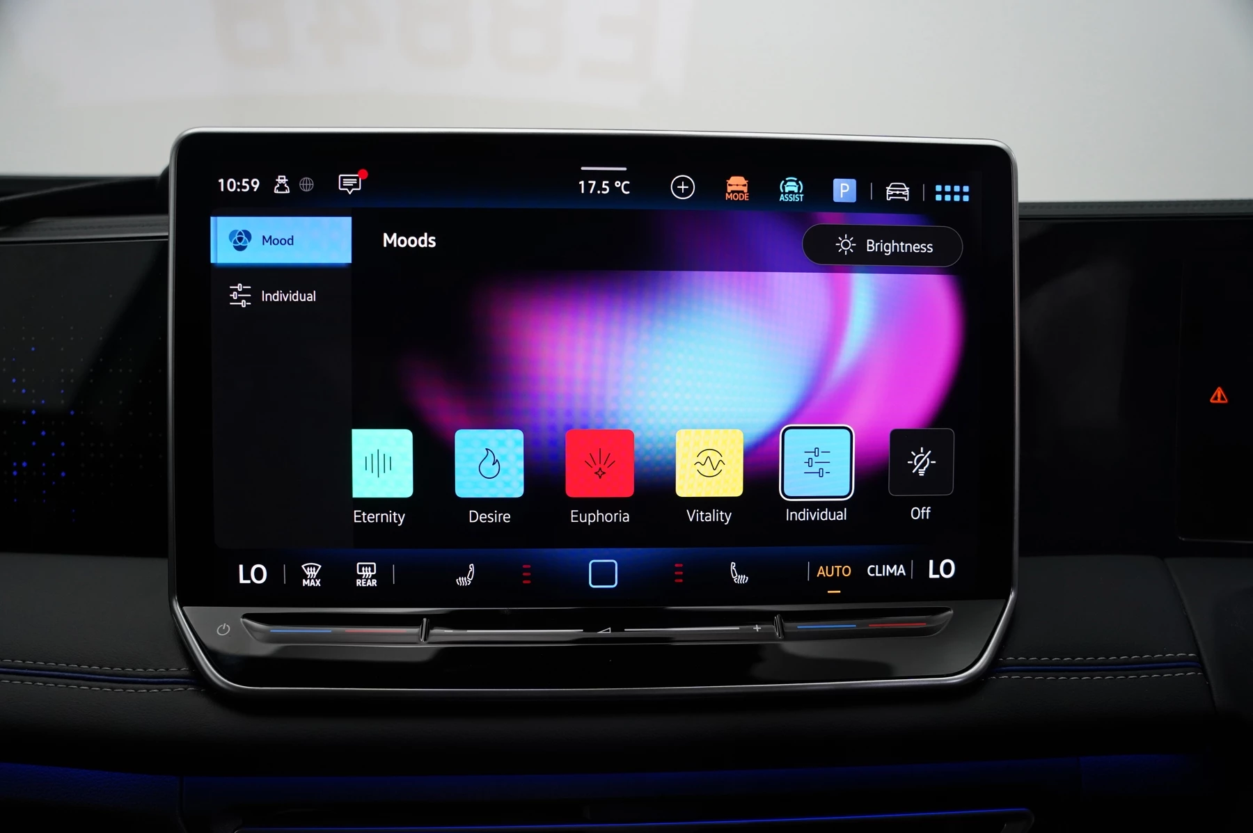 Volkswagen-Tiguan-image-38