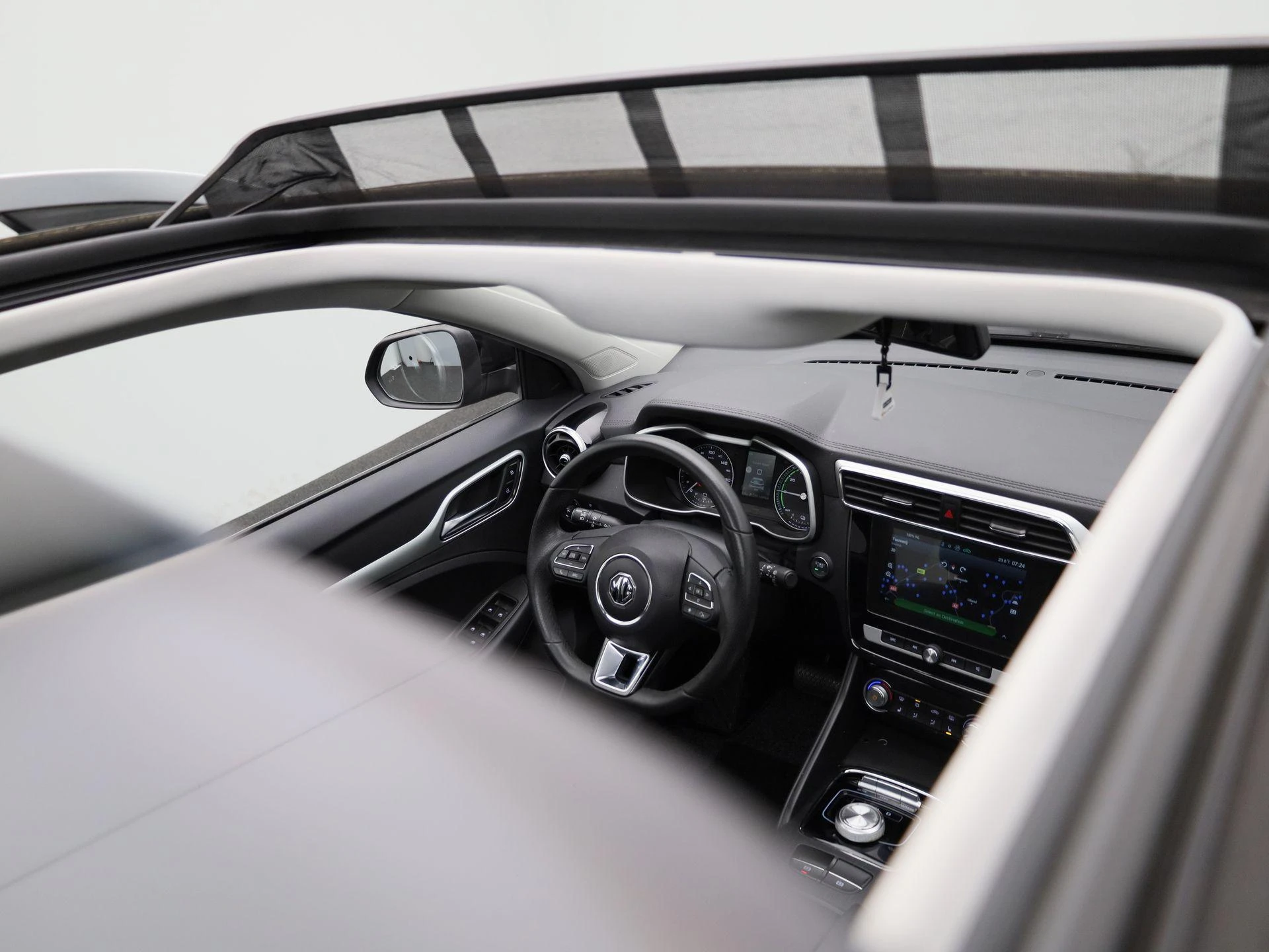 MG-ZS EV-image-34