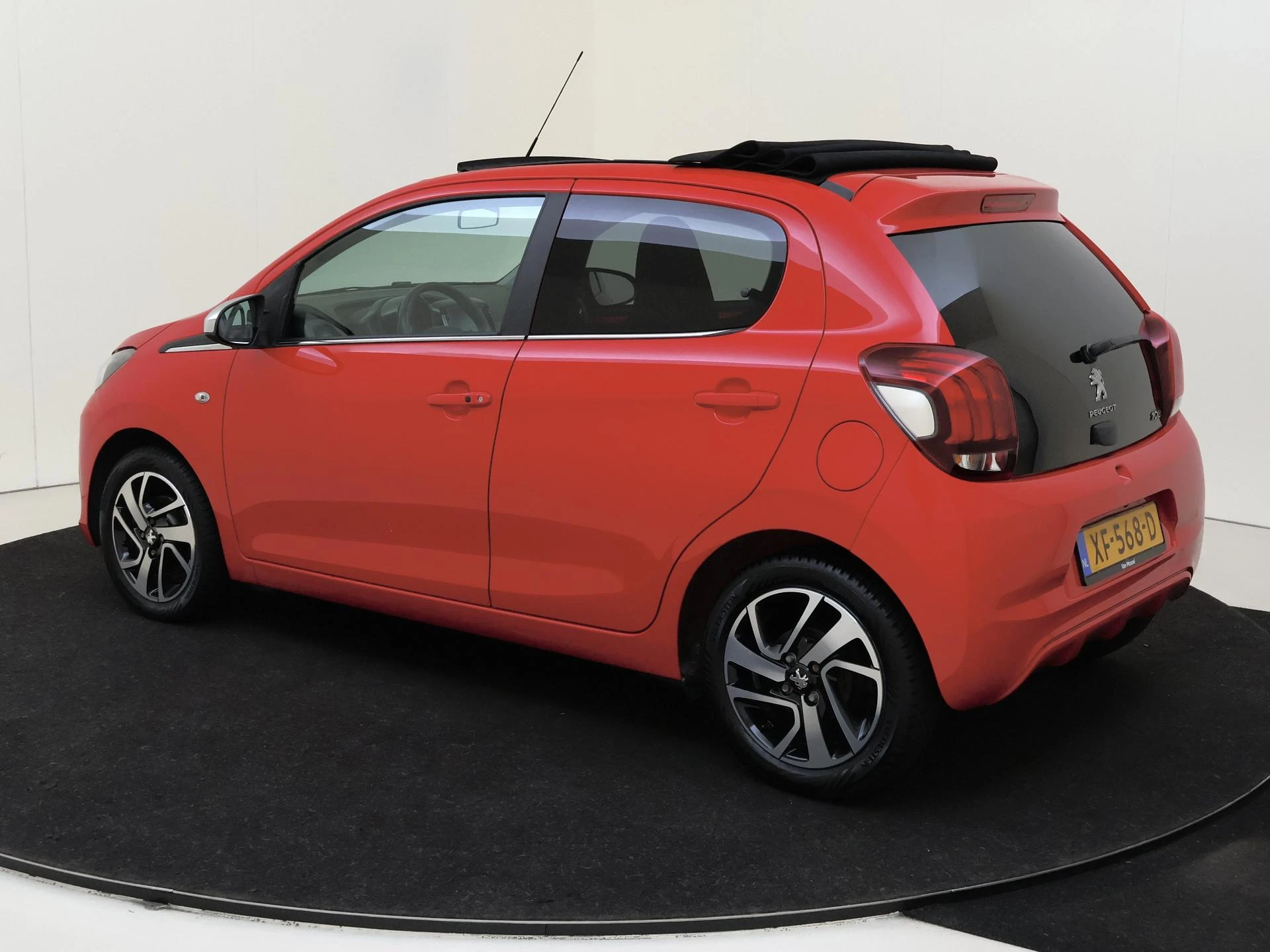 Peugeot-108-image-3
