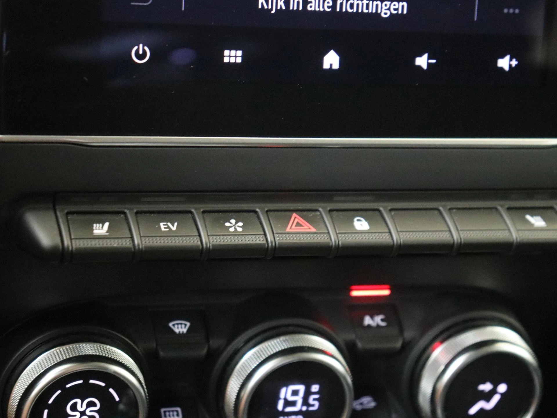 Renault-Captur-image-19