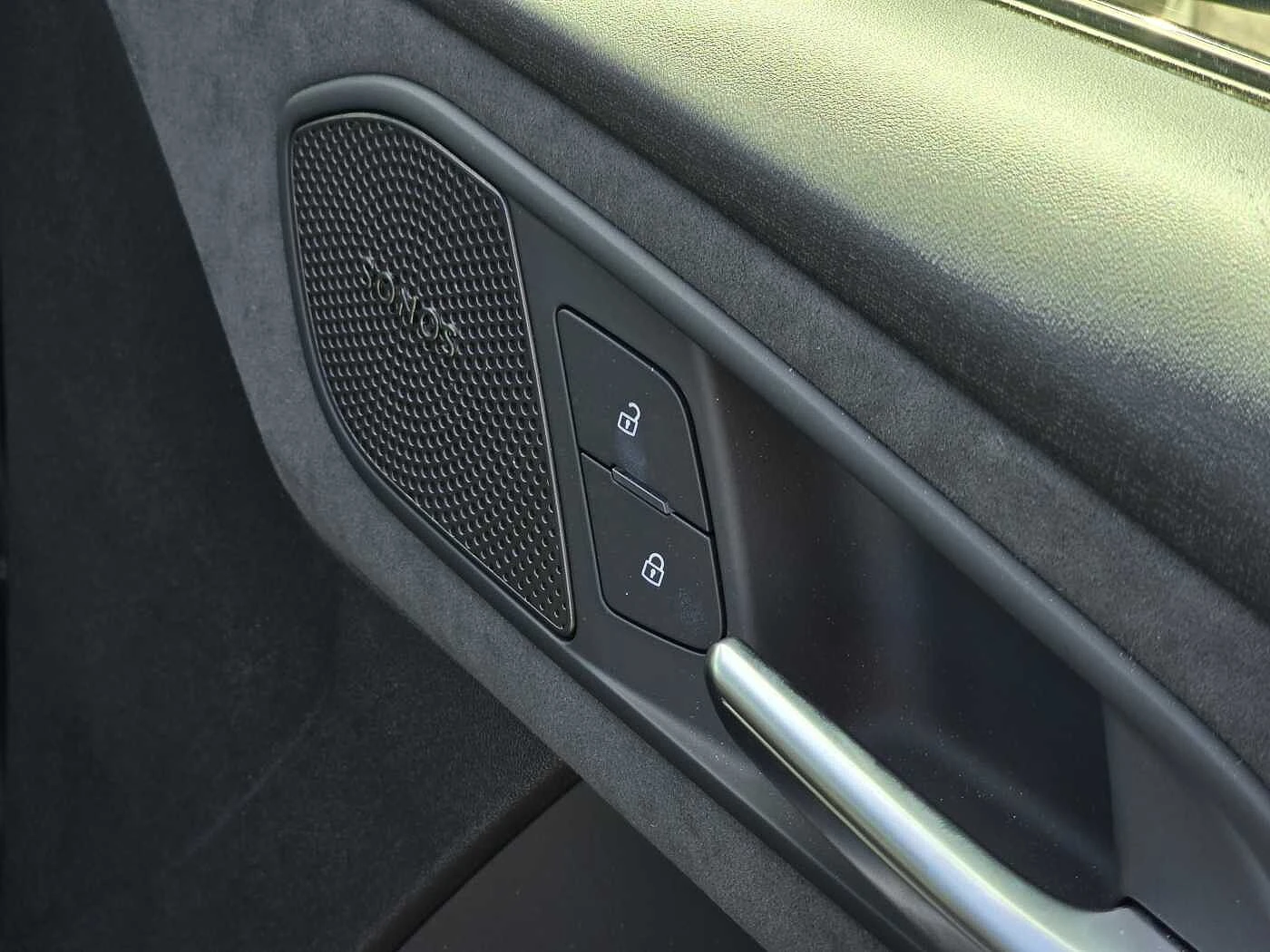 Audi-Q3-image-38