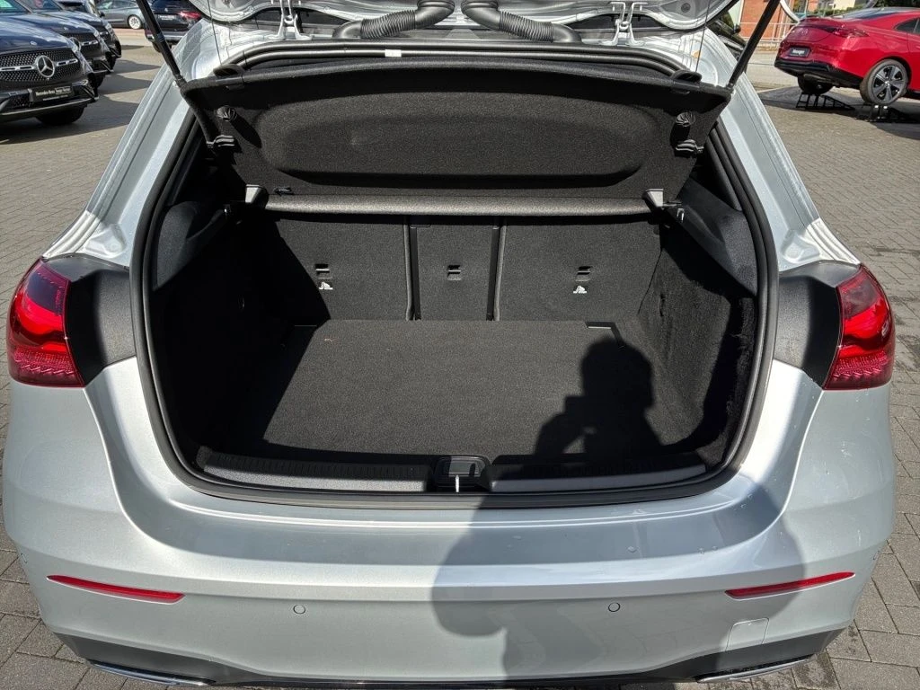 Mercedes-Benz-A-Klasse 220 d-image-13