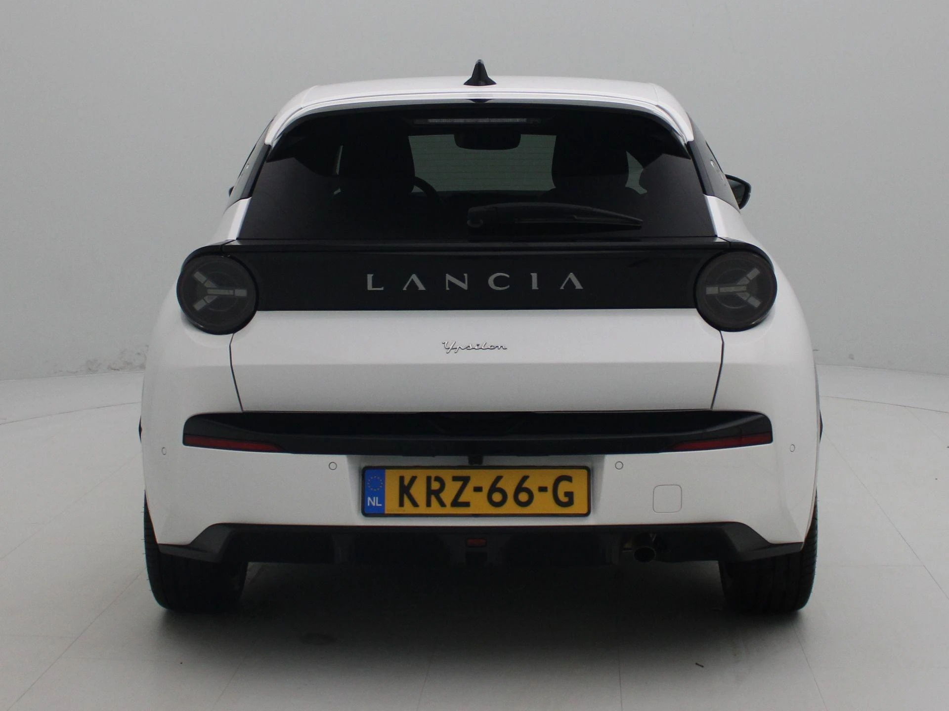 Lancia-Ypsilon-image-4