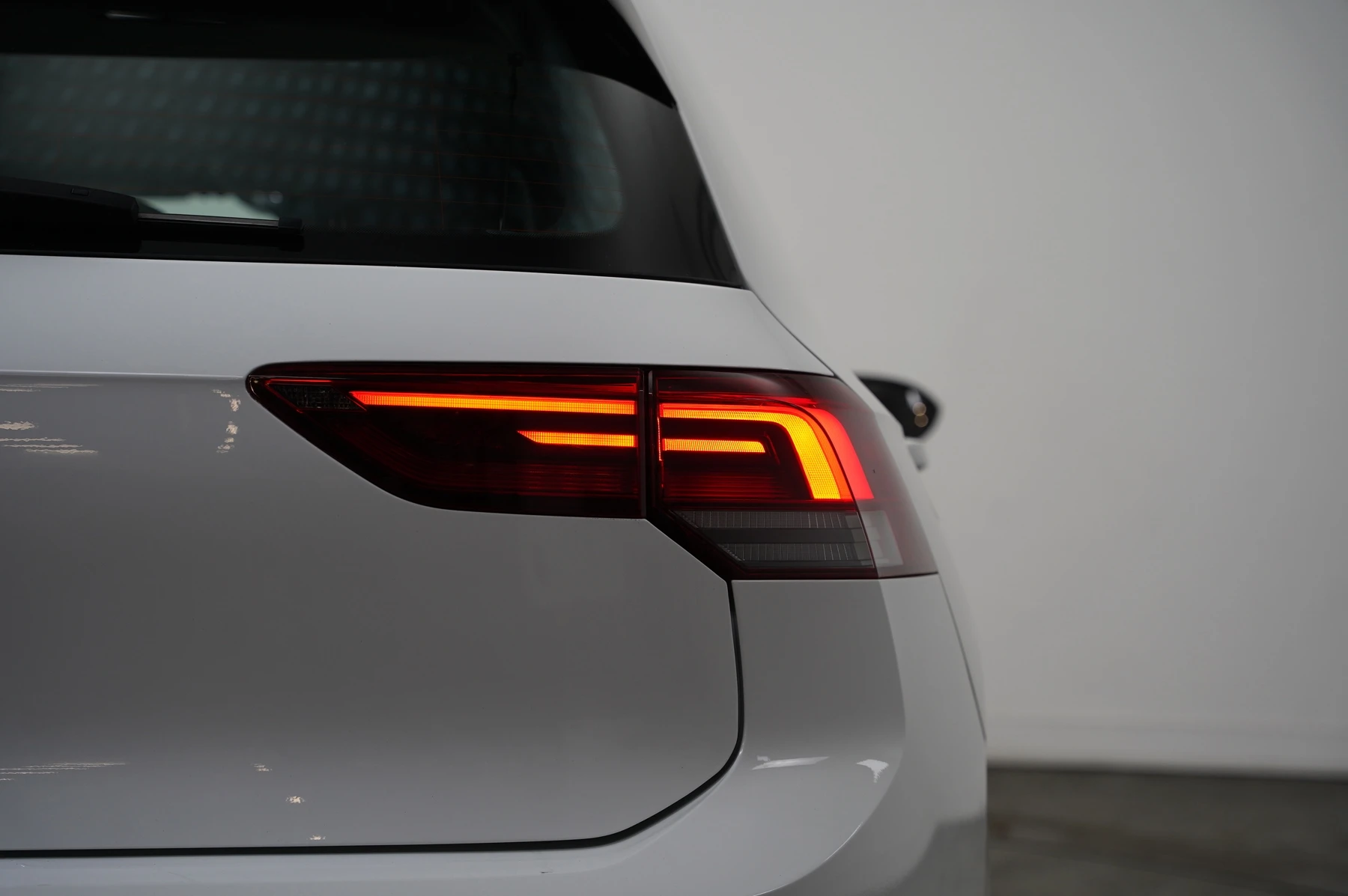 Volkswagen-Golf-image-31