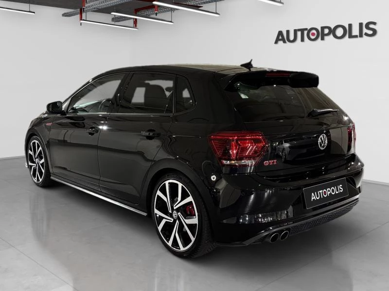 Volkswagen-Polo-image-11