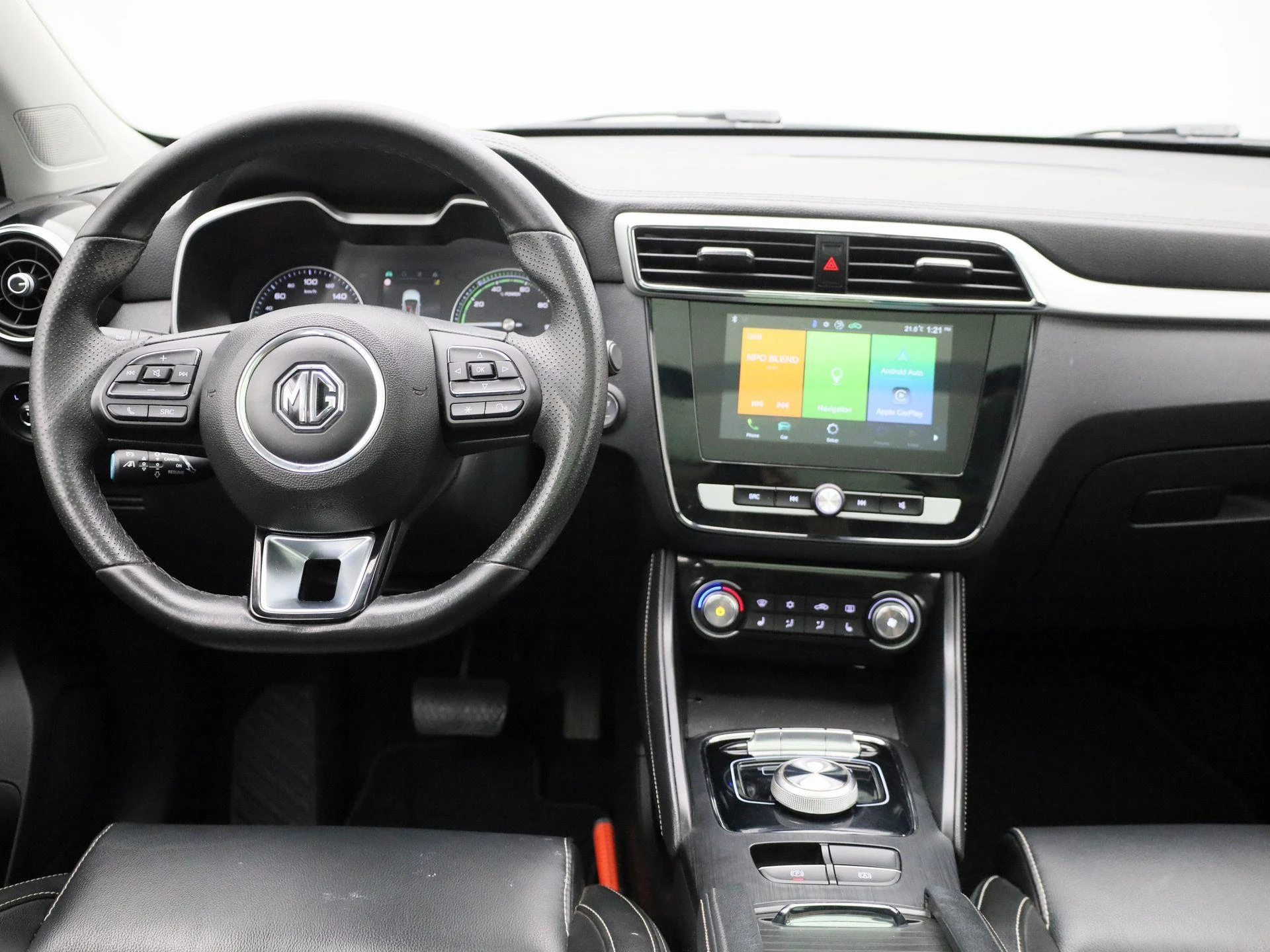 MG-ZS EV-image-7