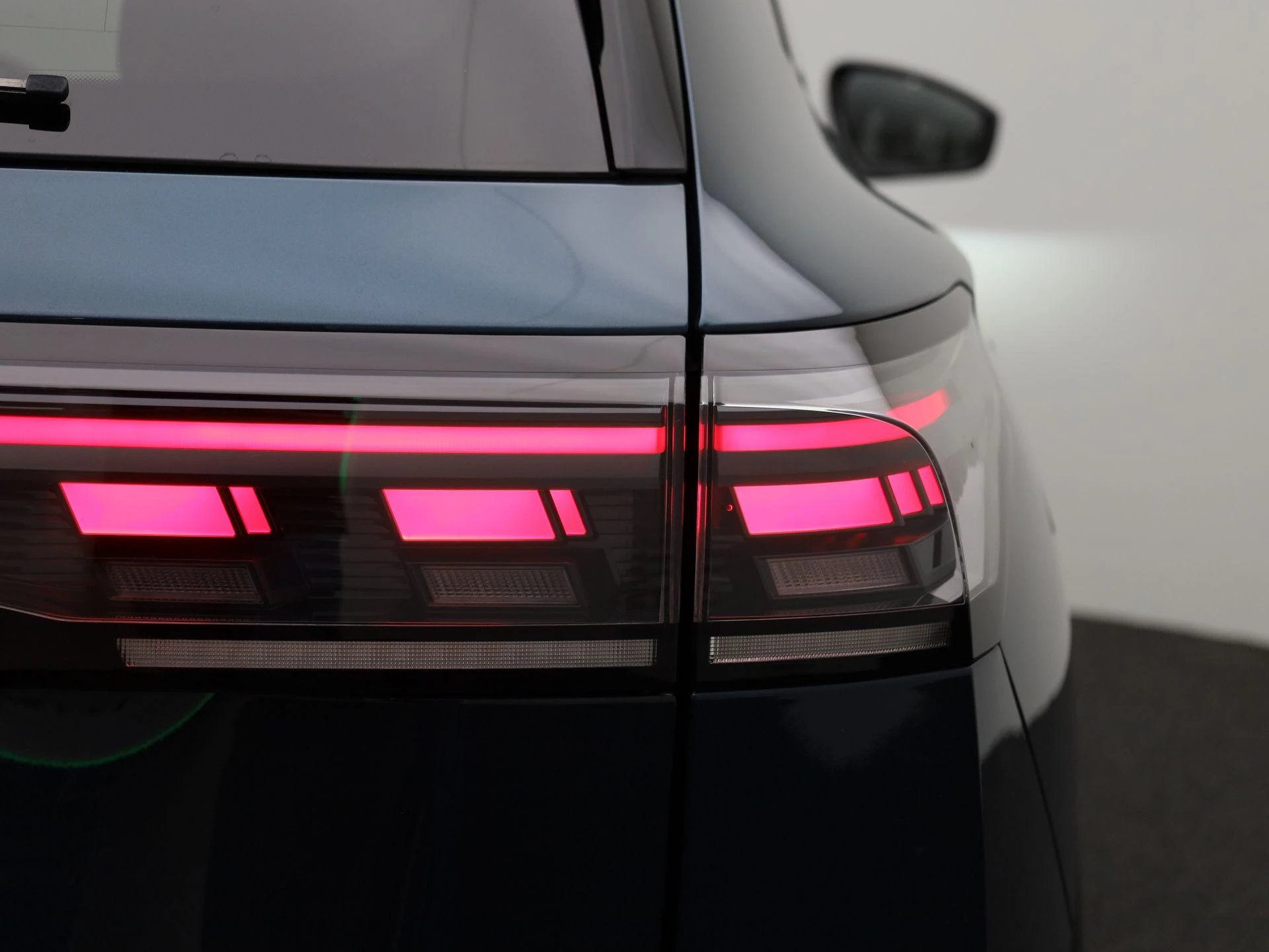 Volkswagen-Tiguan-image-52