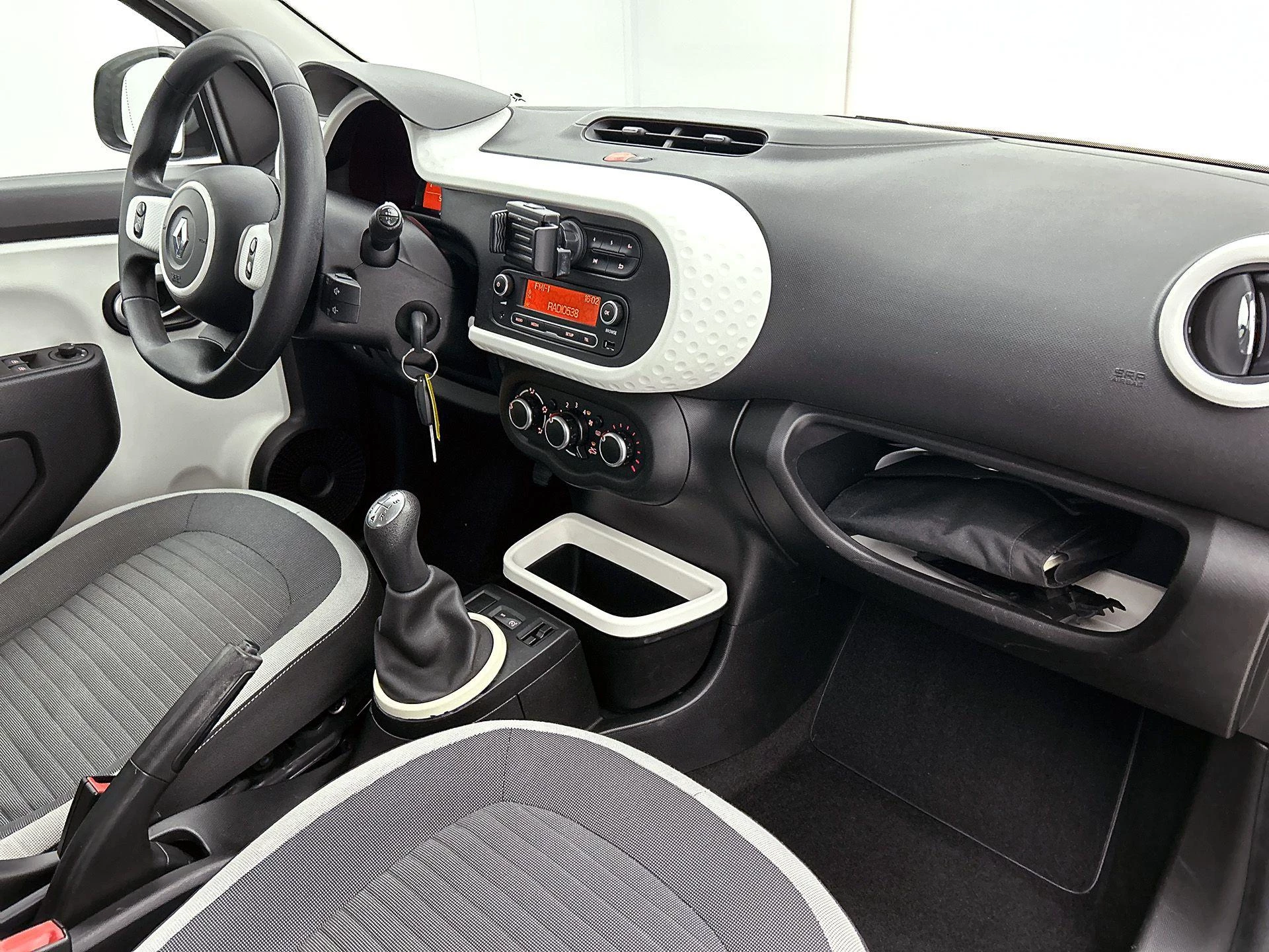 Renault-Twingo-image-19