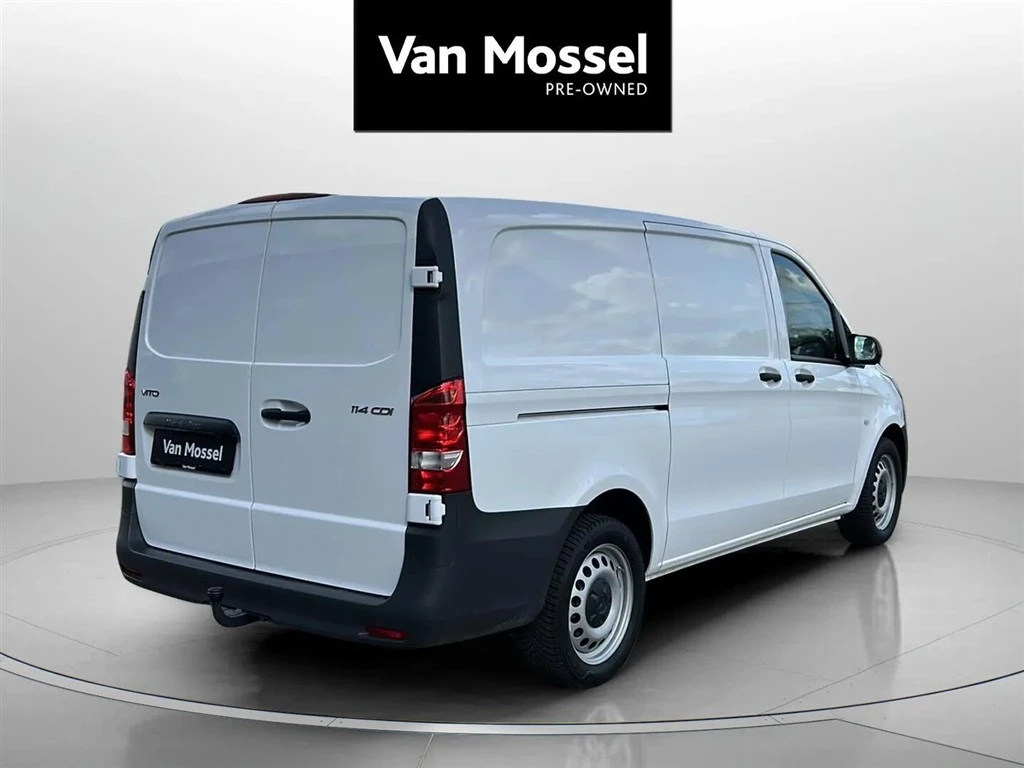 Mercedes-Benz-Vito-image-5