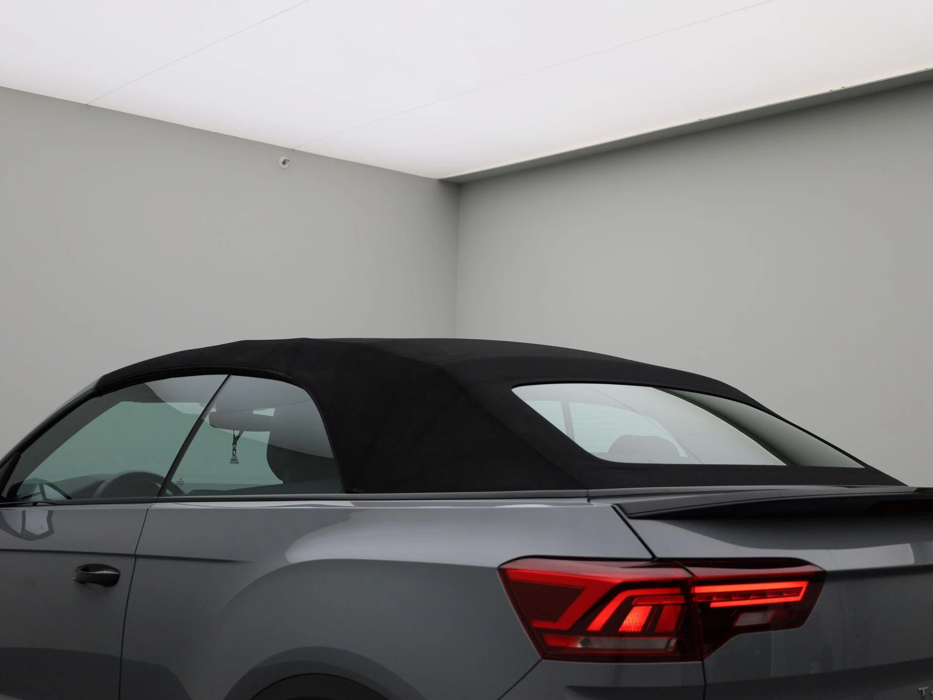 Volkswagen T-Roc Cabrio 1.5 TSI R-Line