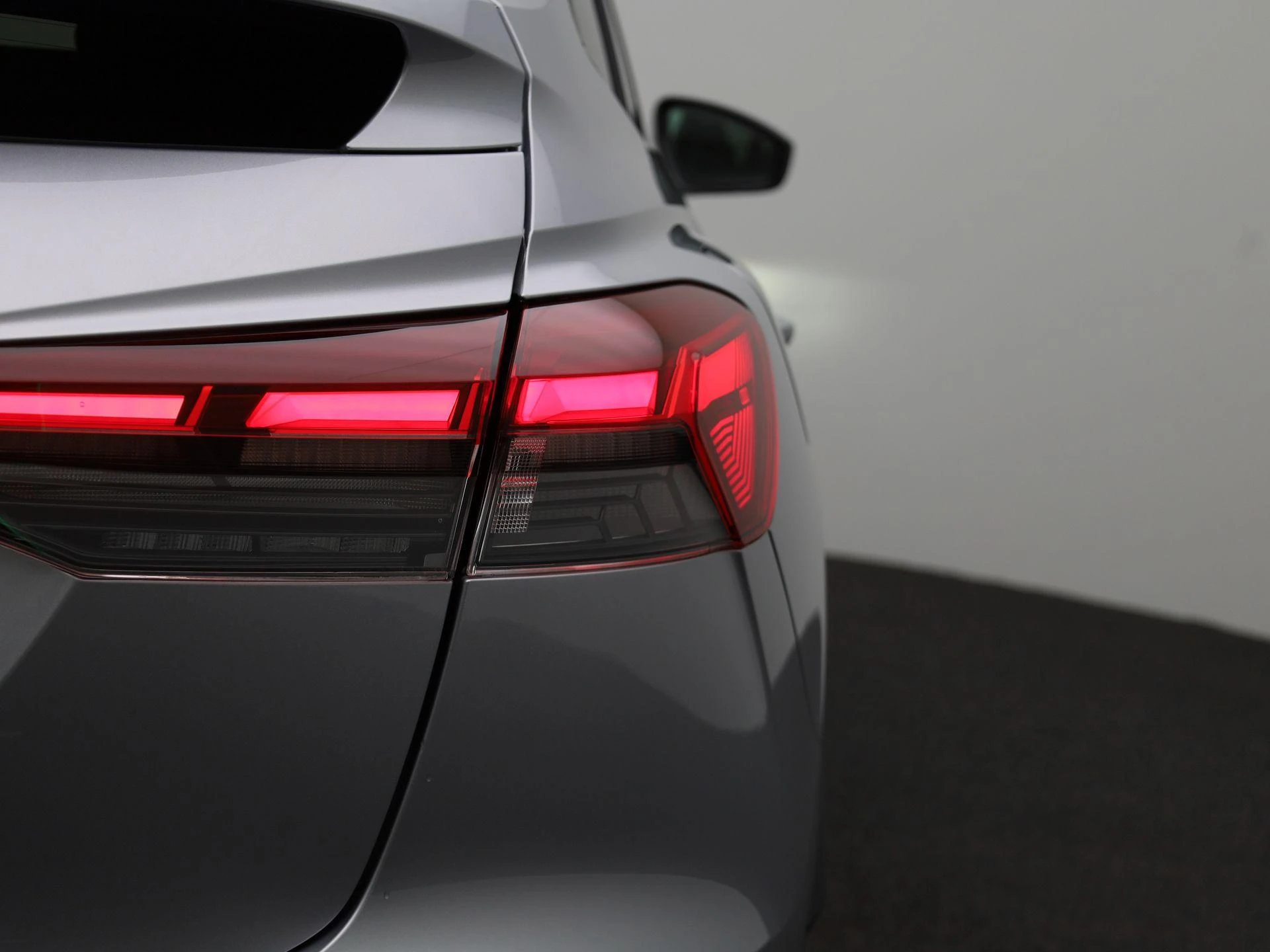 Audi-Q4 e-tron-image-41