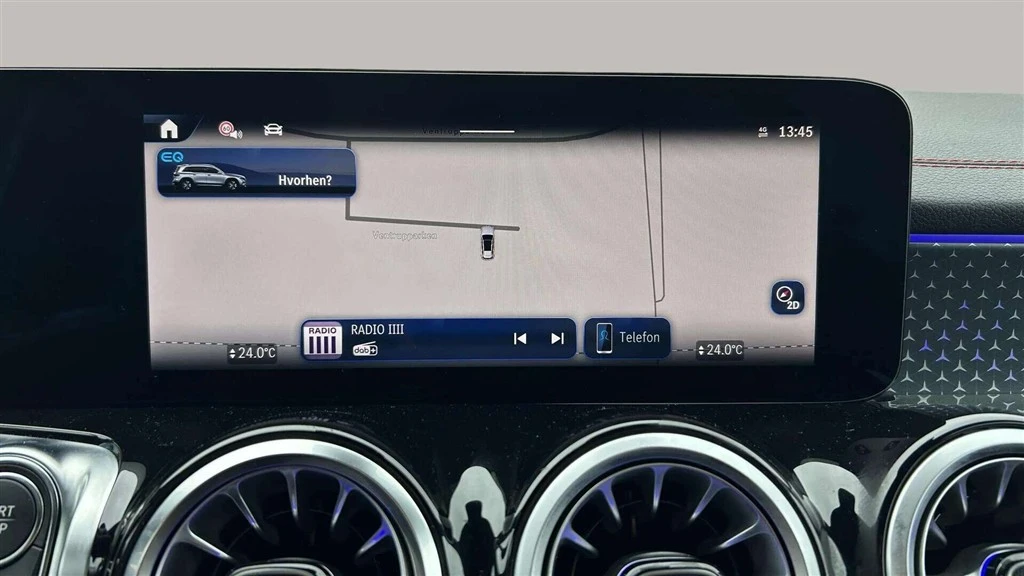 Mercedes-Benz-EQB-image-15
