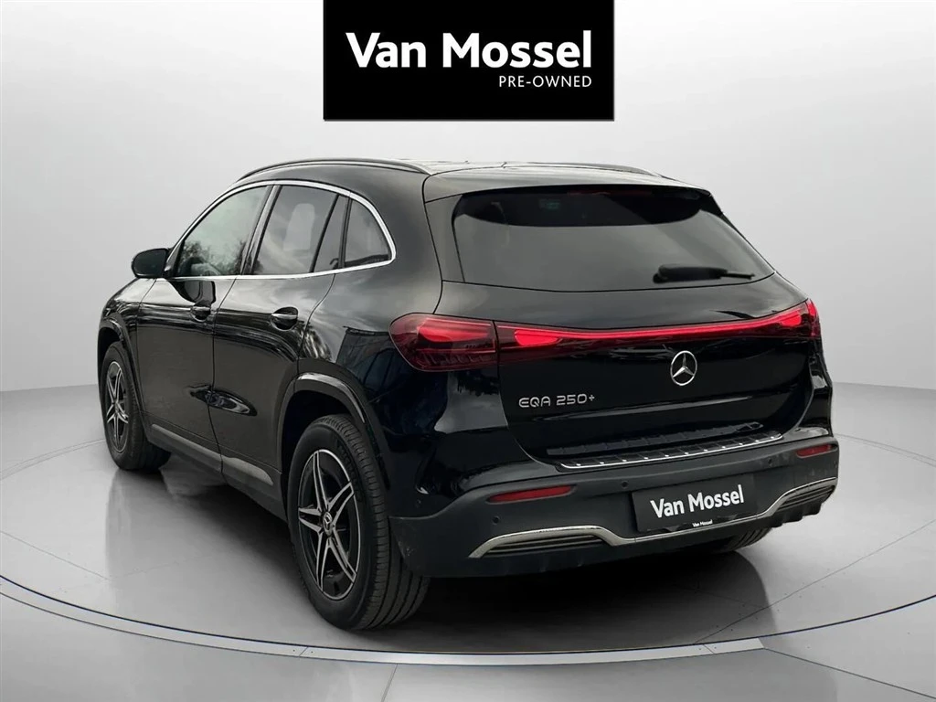 Mercedes-Benz-EQA-image-6