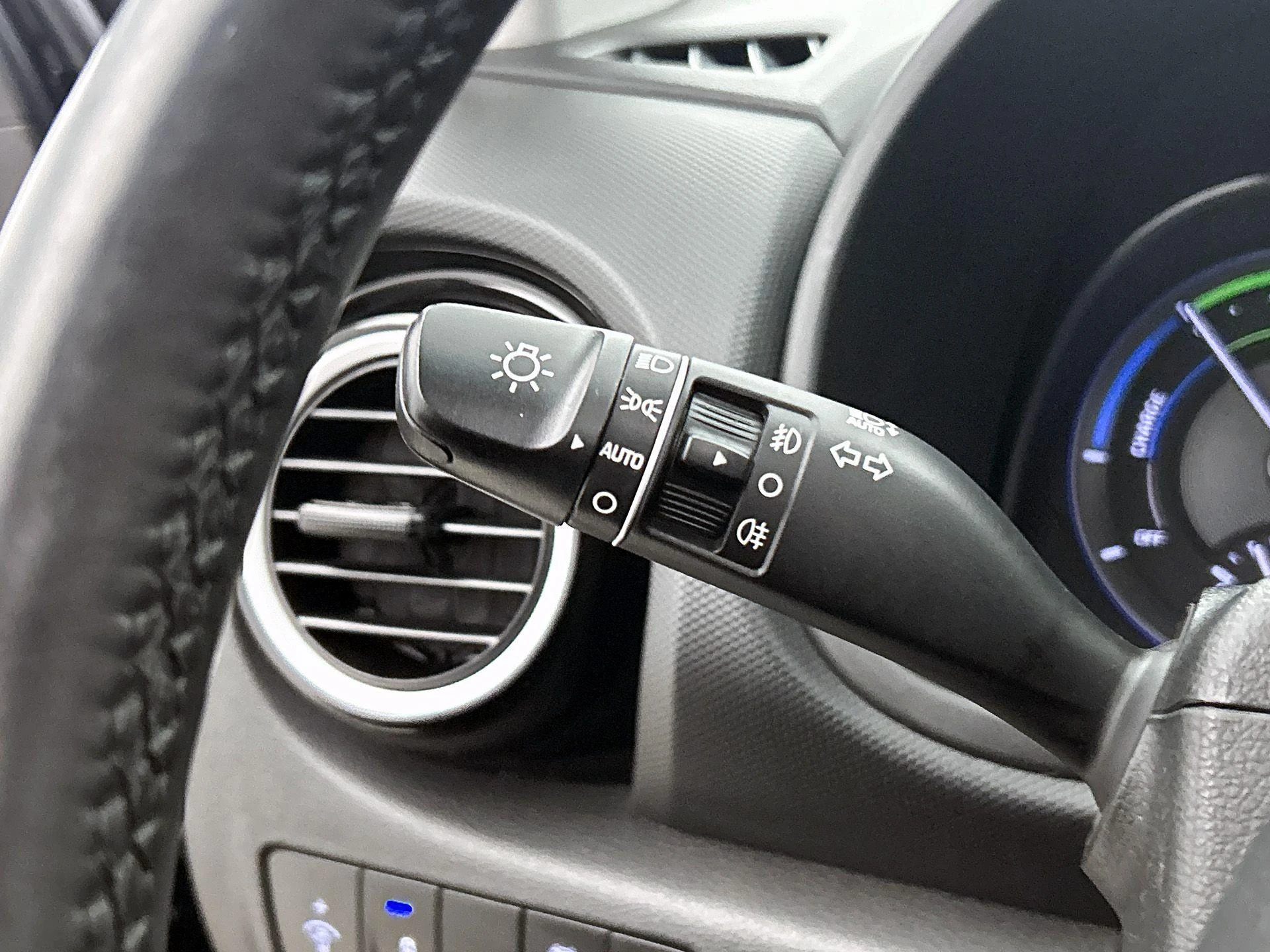 Hyundai-Kona-image-8