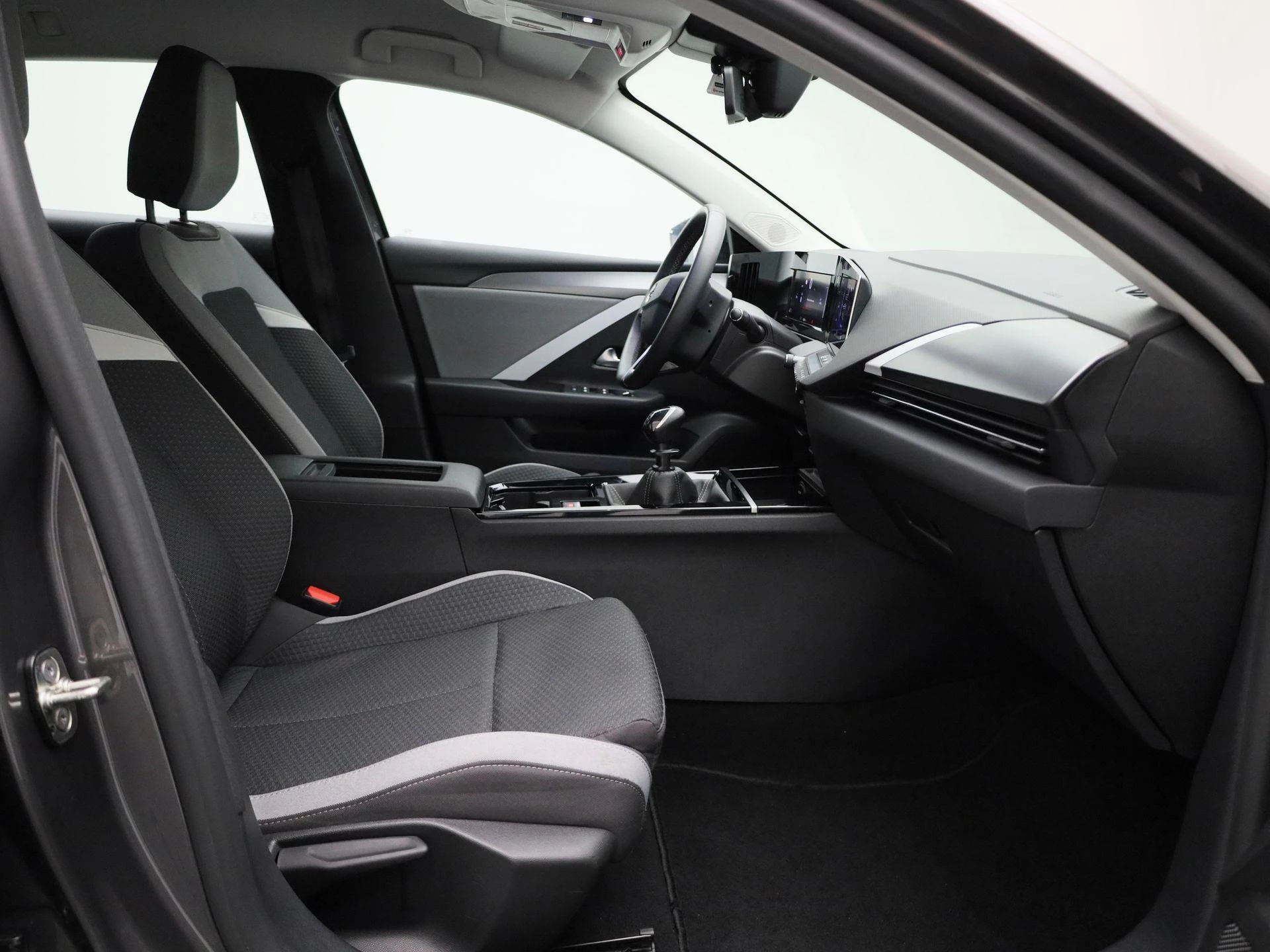 Opel-Astra-image-29