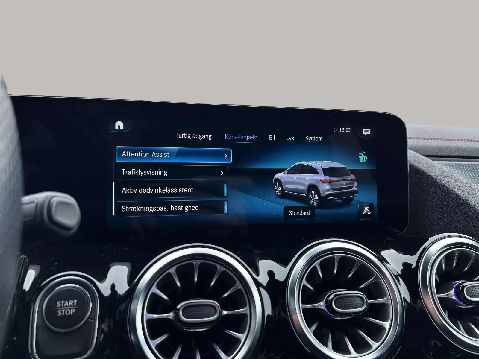 Mercedes-Benz-EQA-image-18