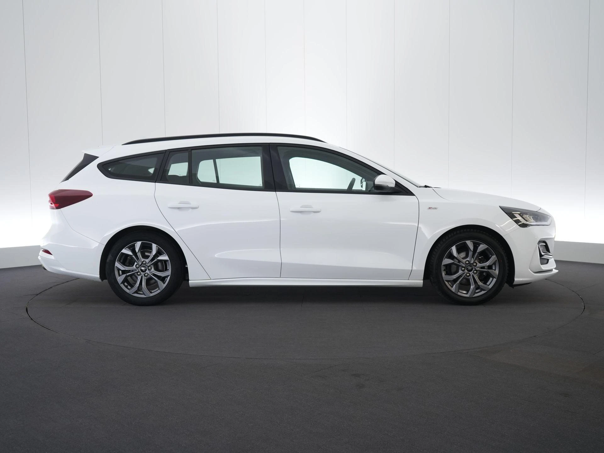 Ford-Focus-image-5