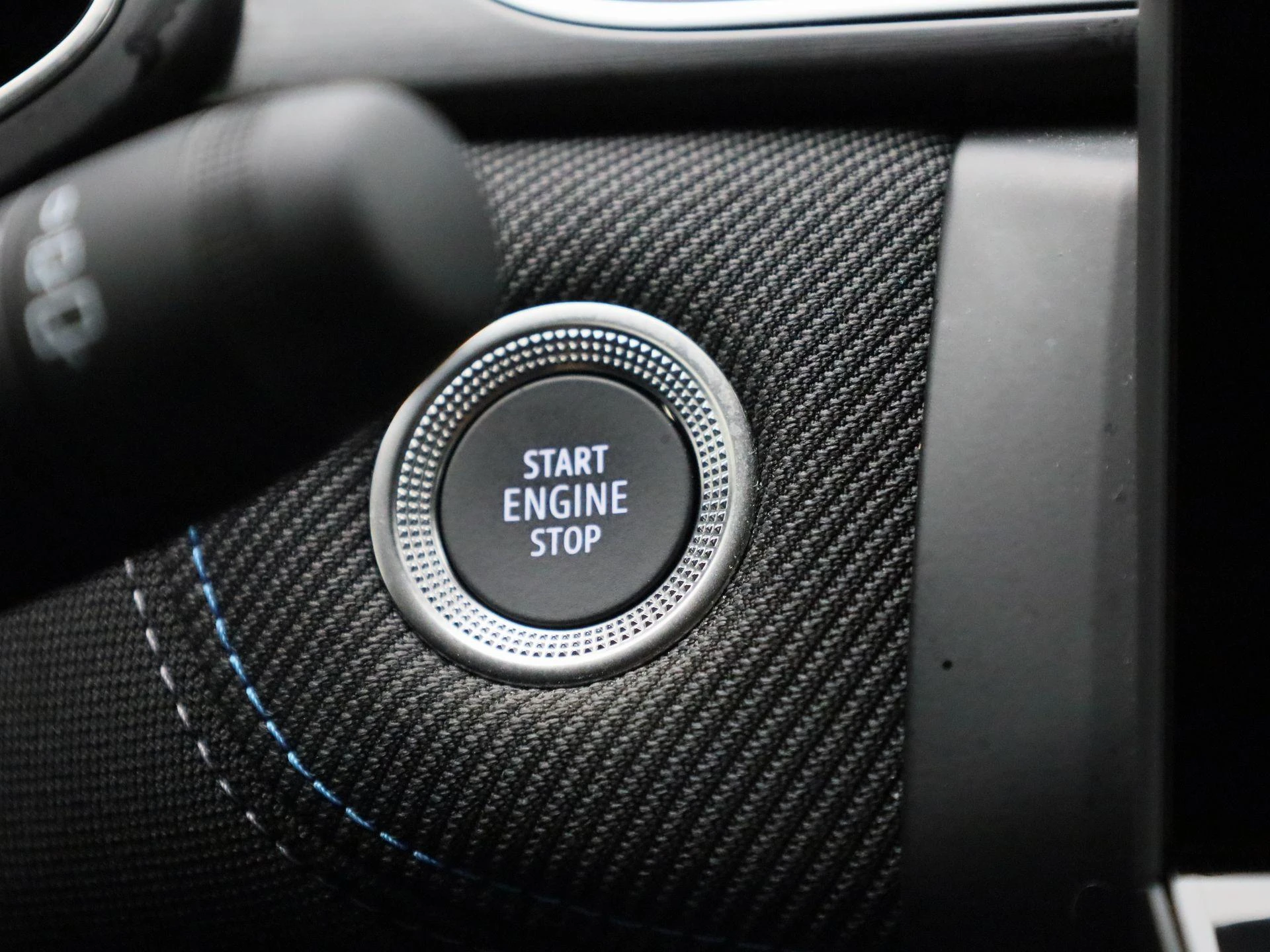 Renault Captur 1.8 E-Tech full hybrid 160 esprit Alpine