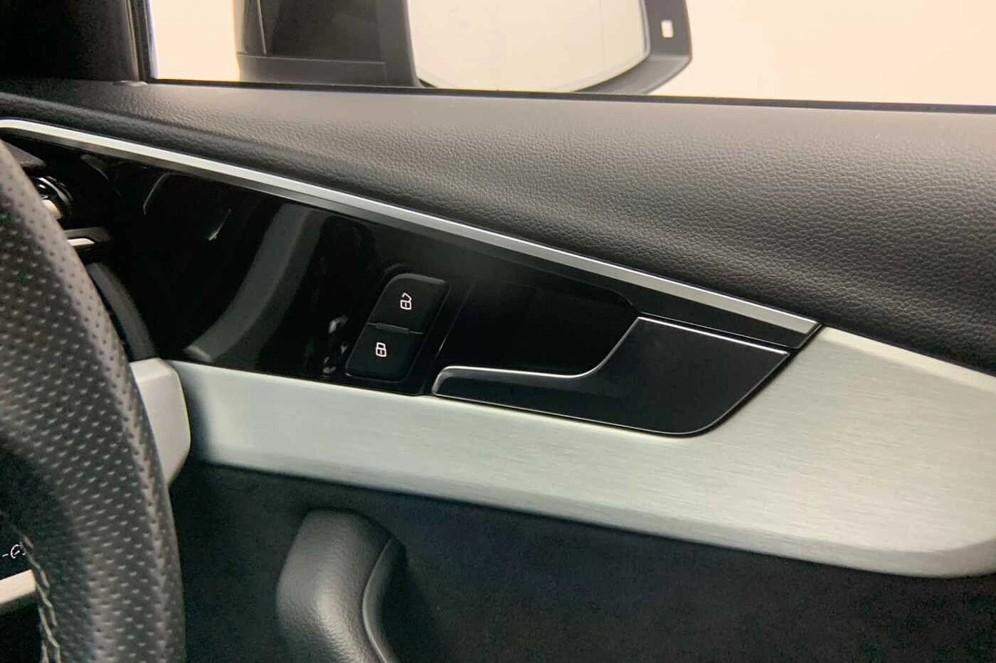 Audi-A4-image-27