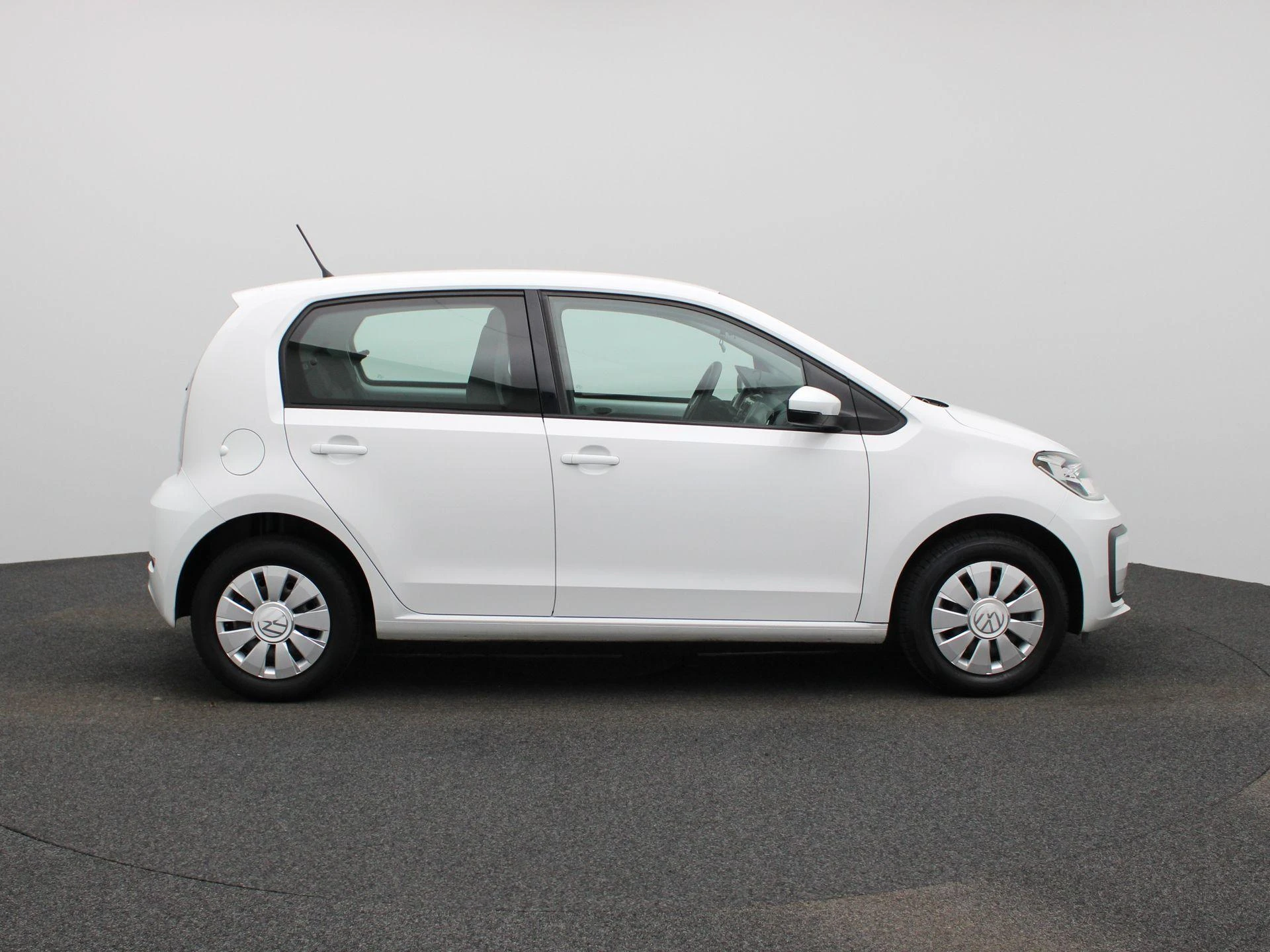 Volkswagen-up!-image-5