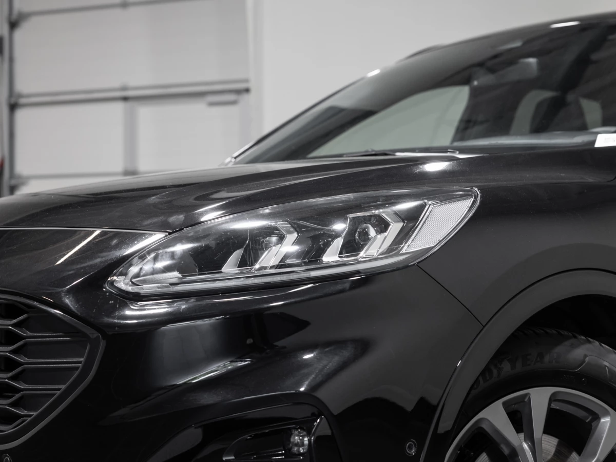 Ford Kuga ST-Line X*PANO*AHK*KAM*ACC*NAVI*SOUND-SYS. LED Pano SHZ 4xSHZ