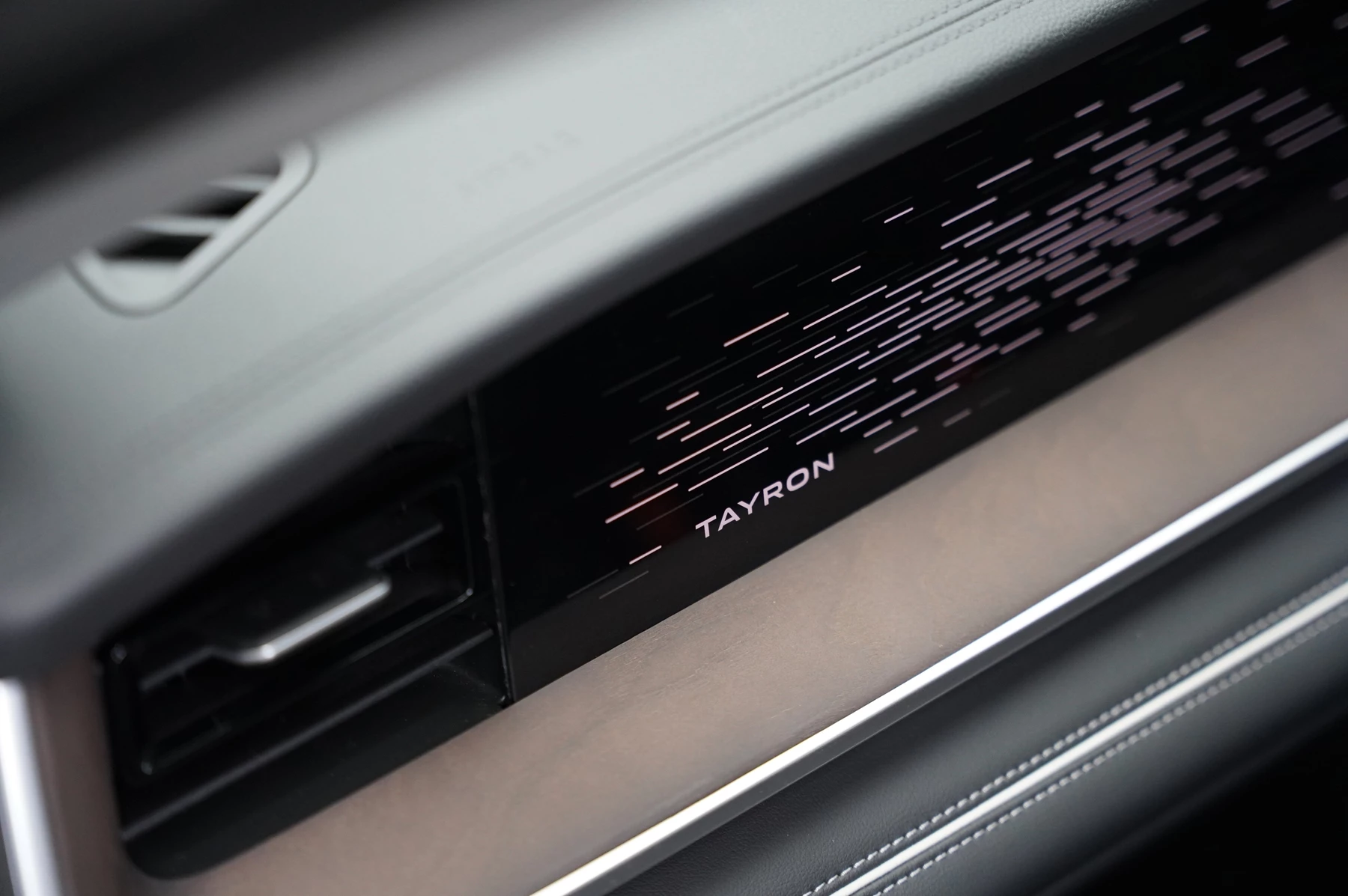 Volkswagen-Tayron-image-17