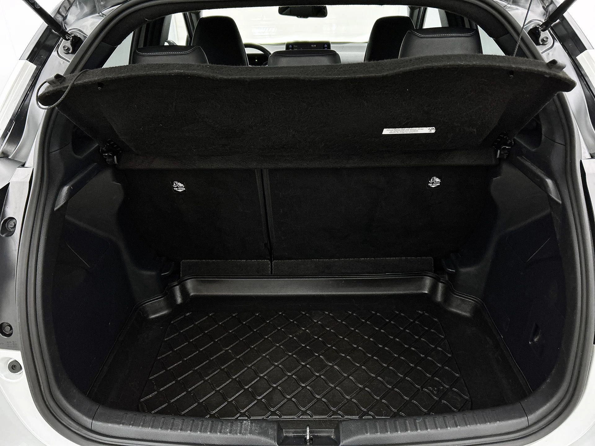 Toyota-Yaris-image-21