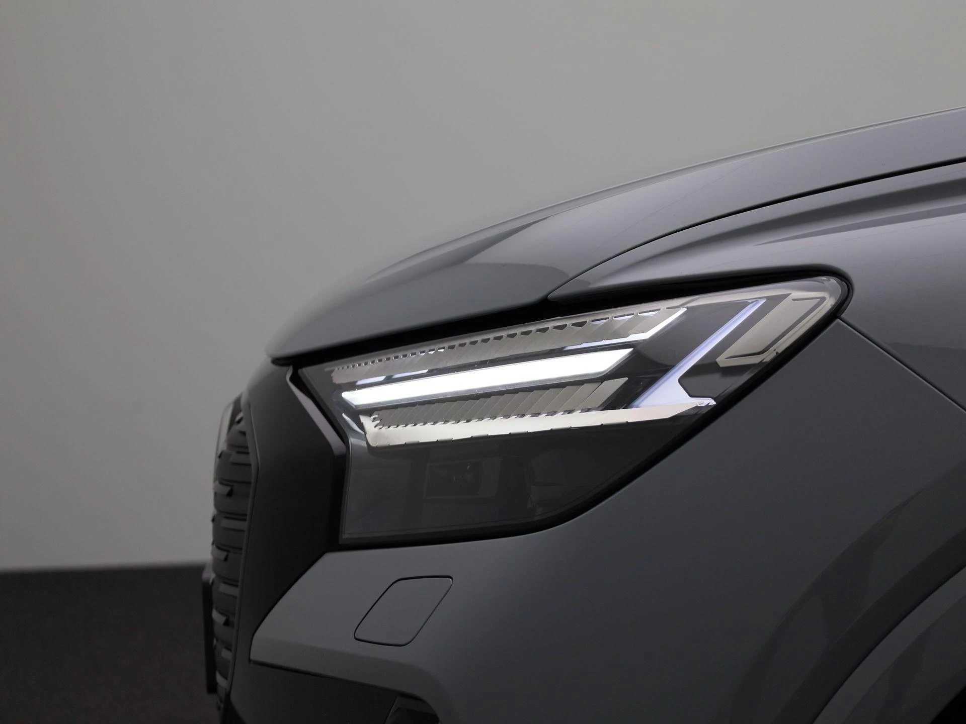 Audi-Q4 e-tron-image-15