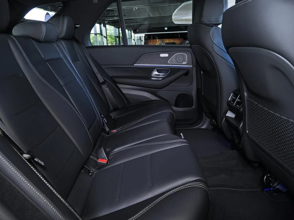 Mercedes-Benz-GLE 450 d-image-18