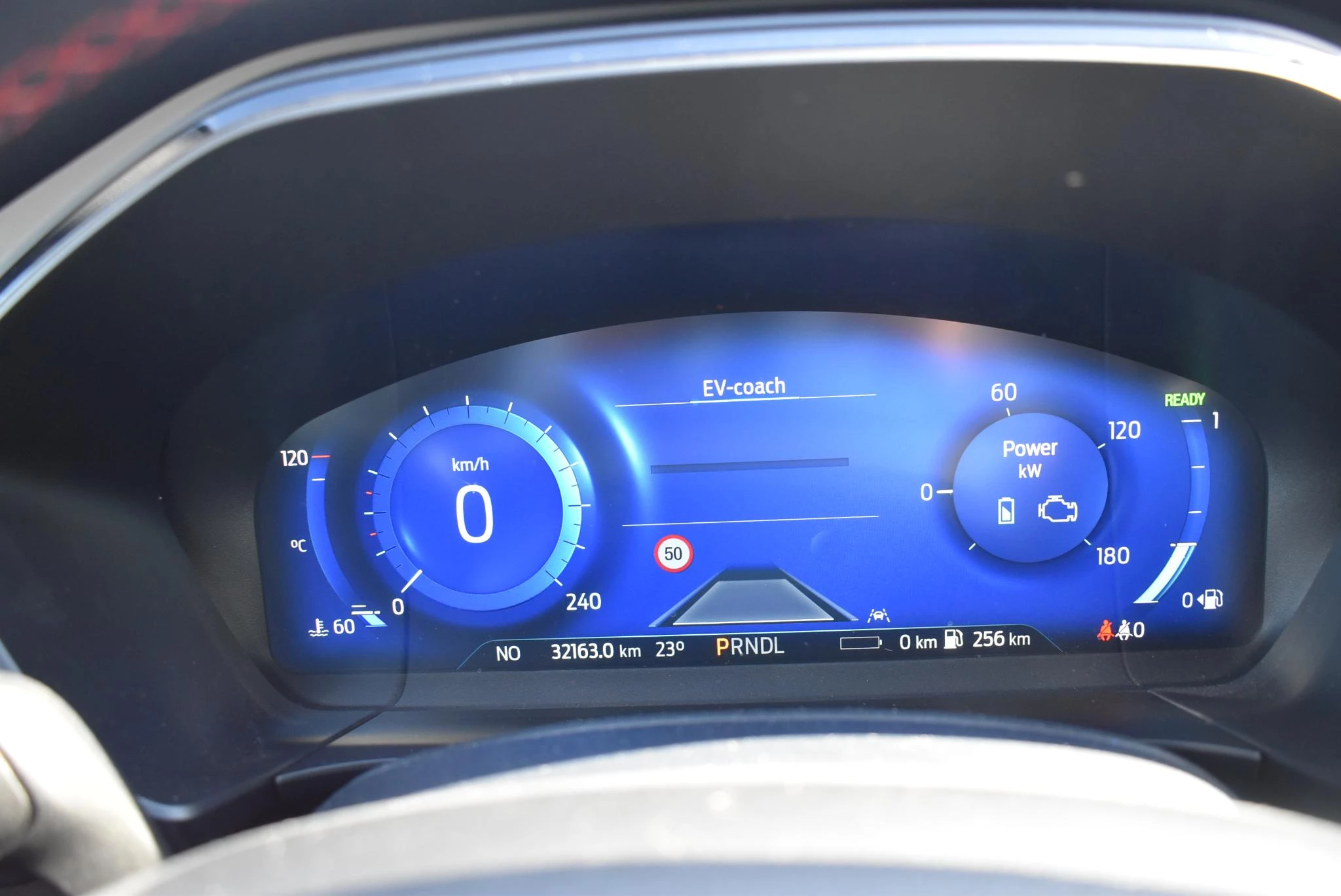 Ford-Kuga-image-18