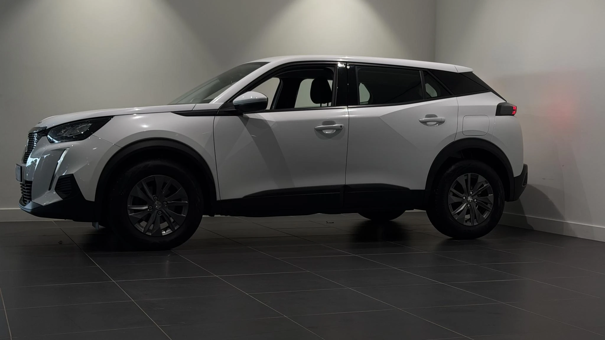 Peugeot-2008-image-2