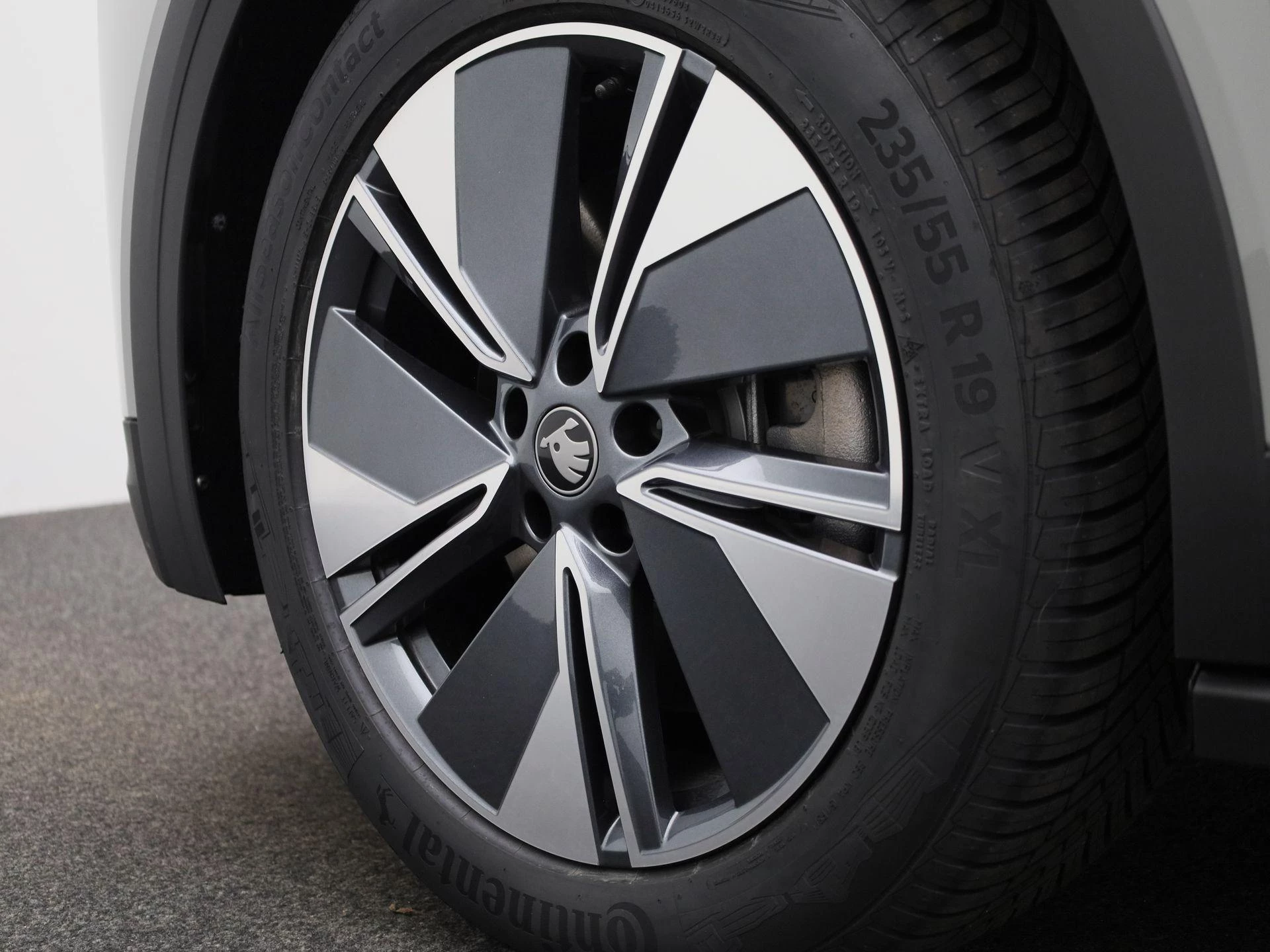 Škoda Elroq 85 Business Edition 286 PK