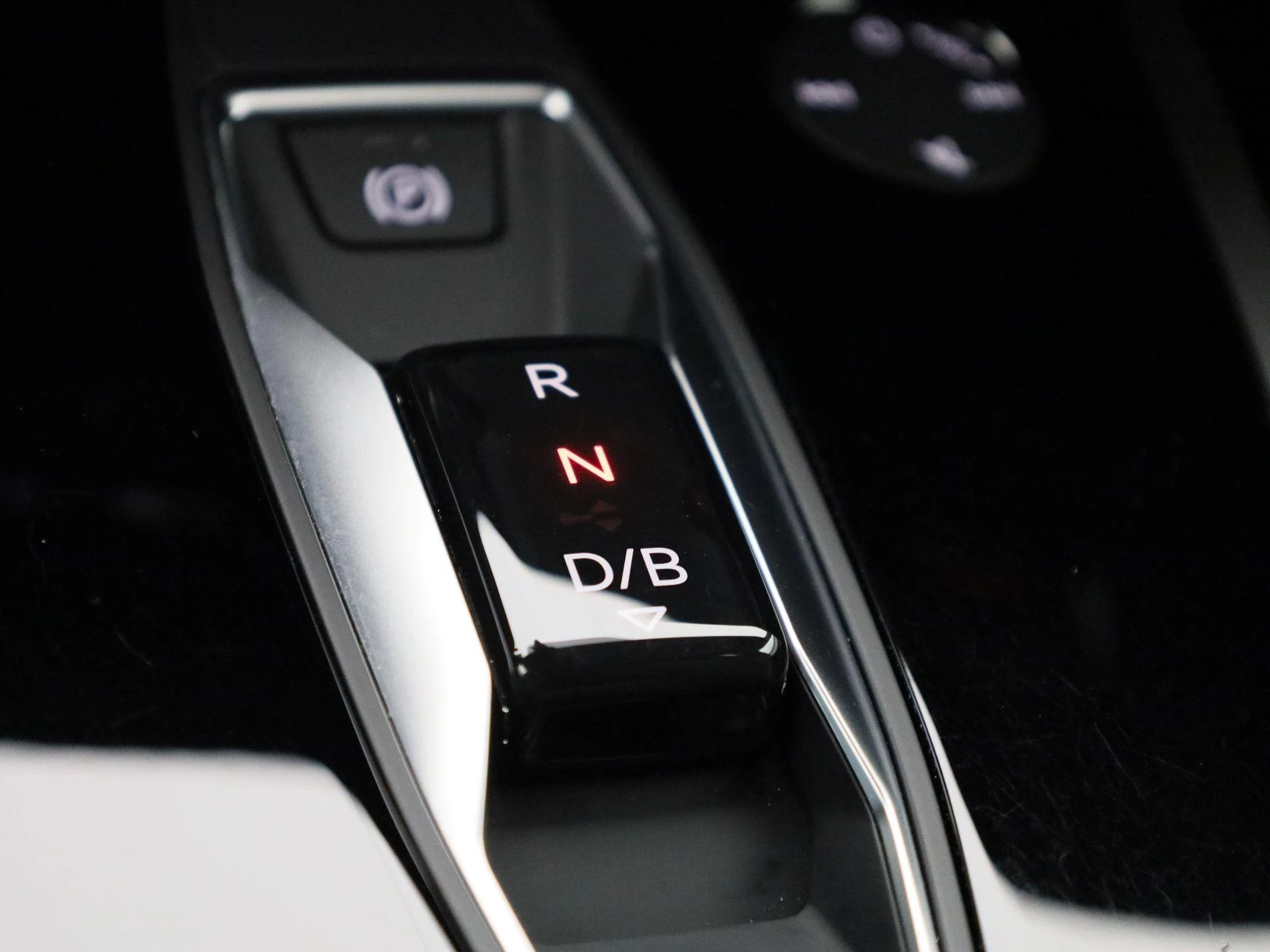 Audi-Q4 e-tron-image-20