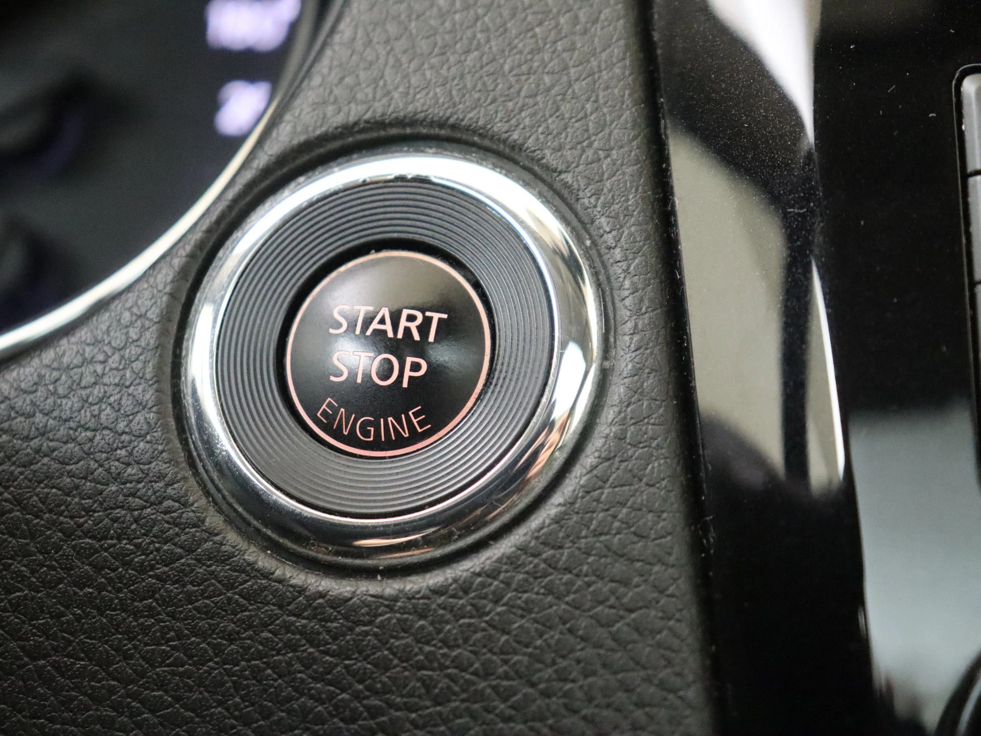 Nissan-QASHQAI-image-19
