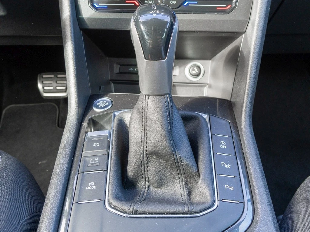 Volkswagen Tiguan 2.0 TDI DSG Active Navi, AHK, ZGV