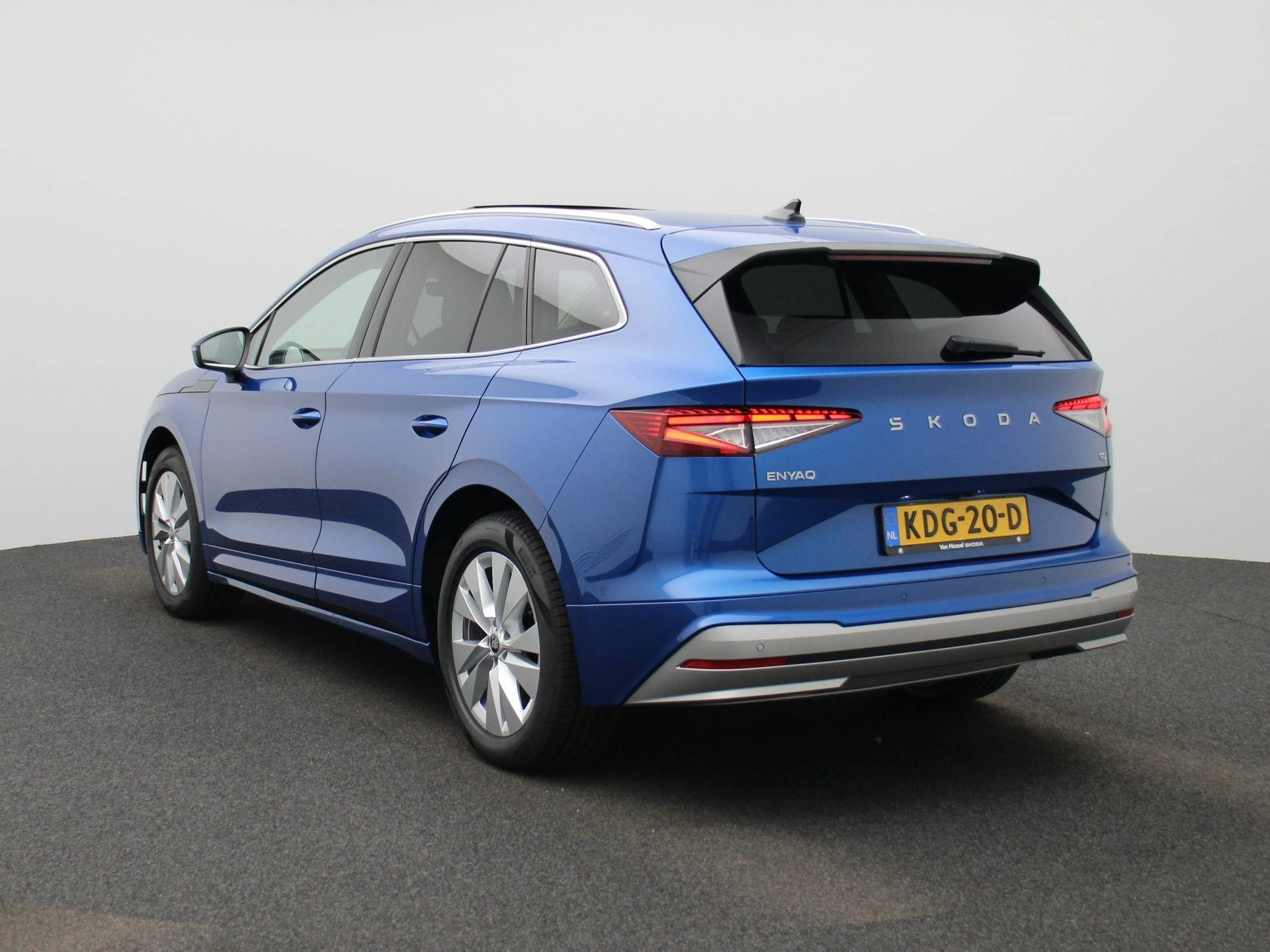 Škoda-Enyaq iV-image-1
