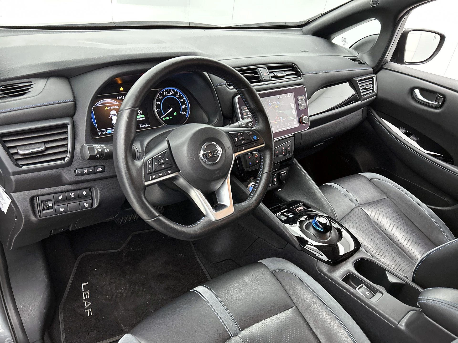 Nissan-Leaf-image-21