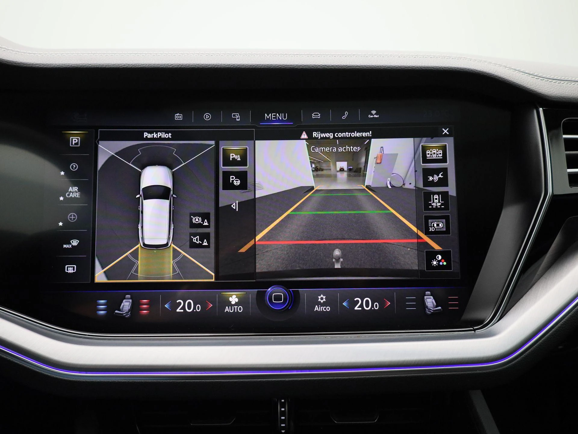 Volkswagen-Touareg-image-34