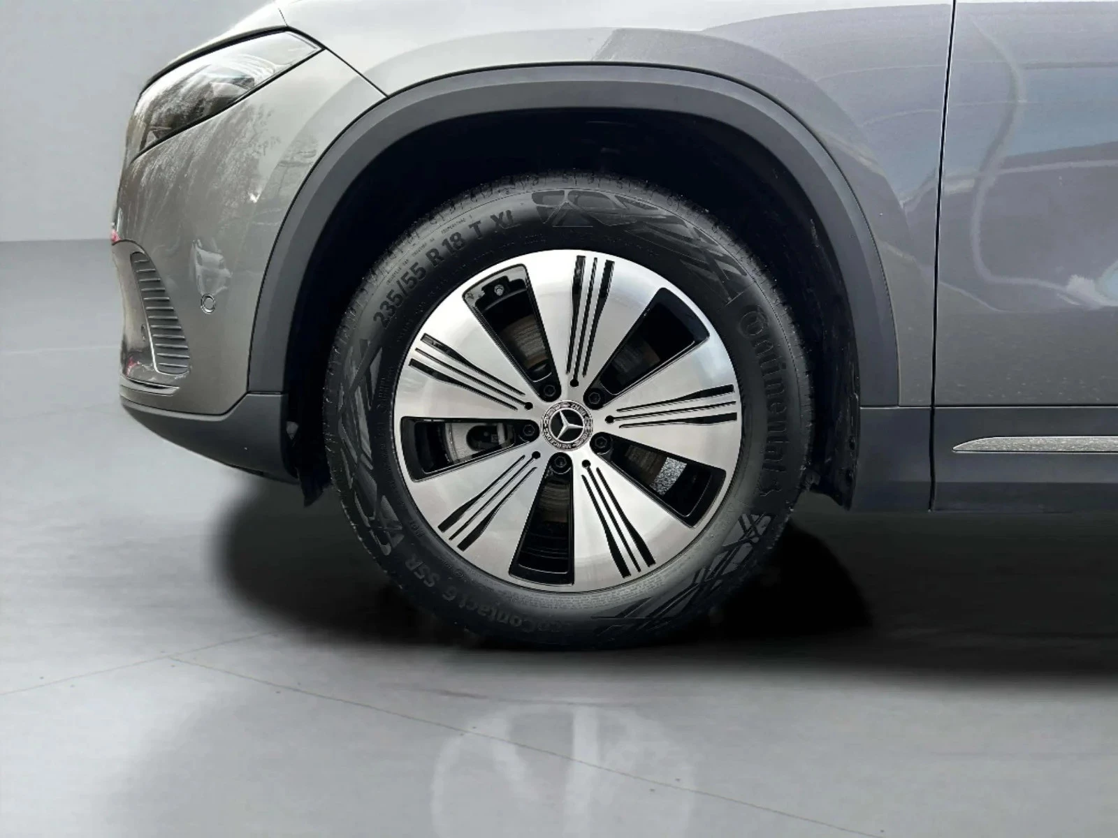 Mercedes-Benz-EQA-image-9