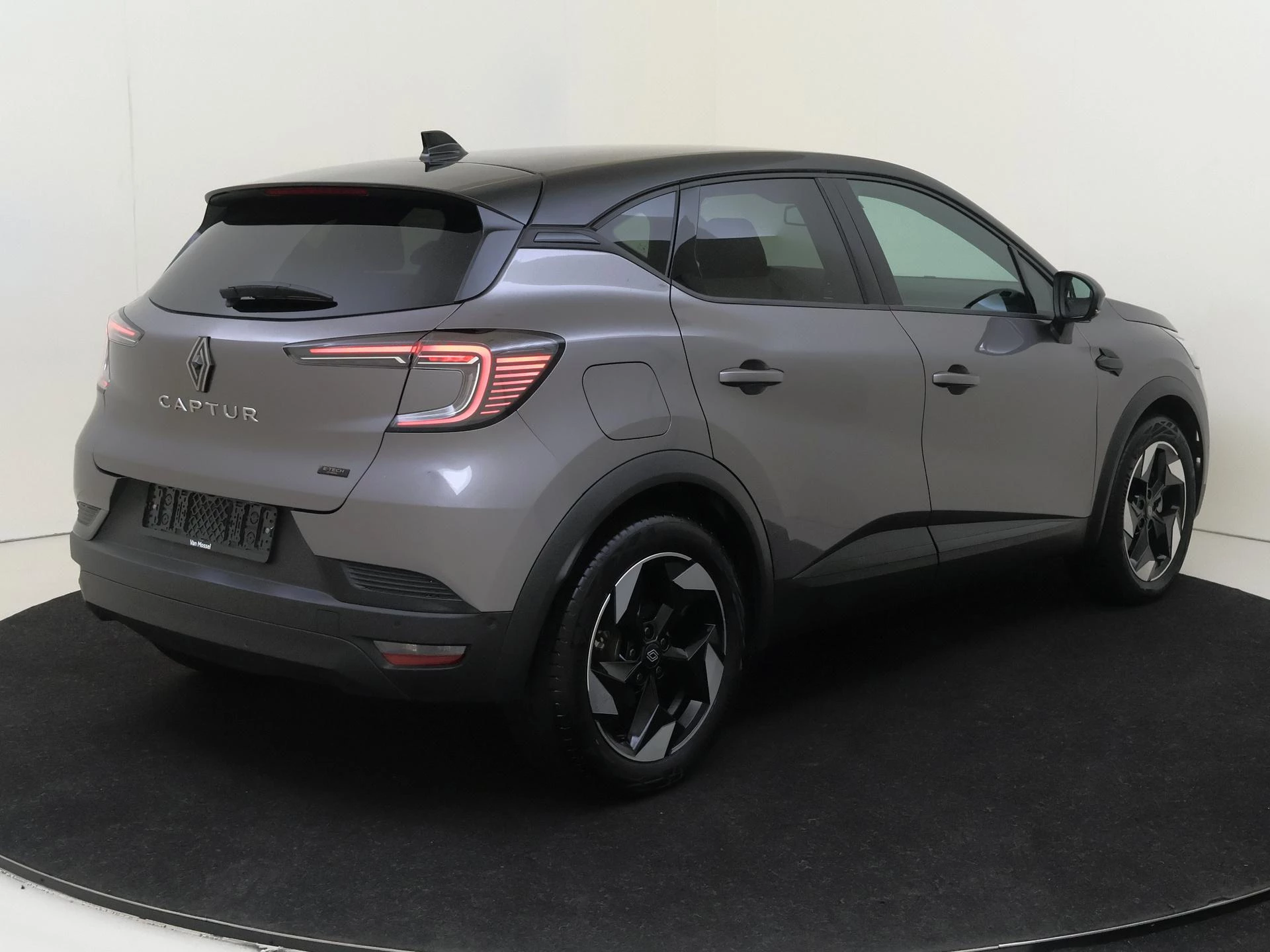 Renault-Captur-image-3