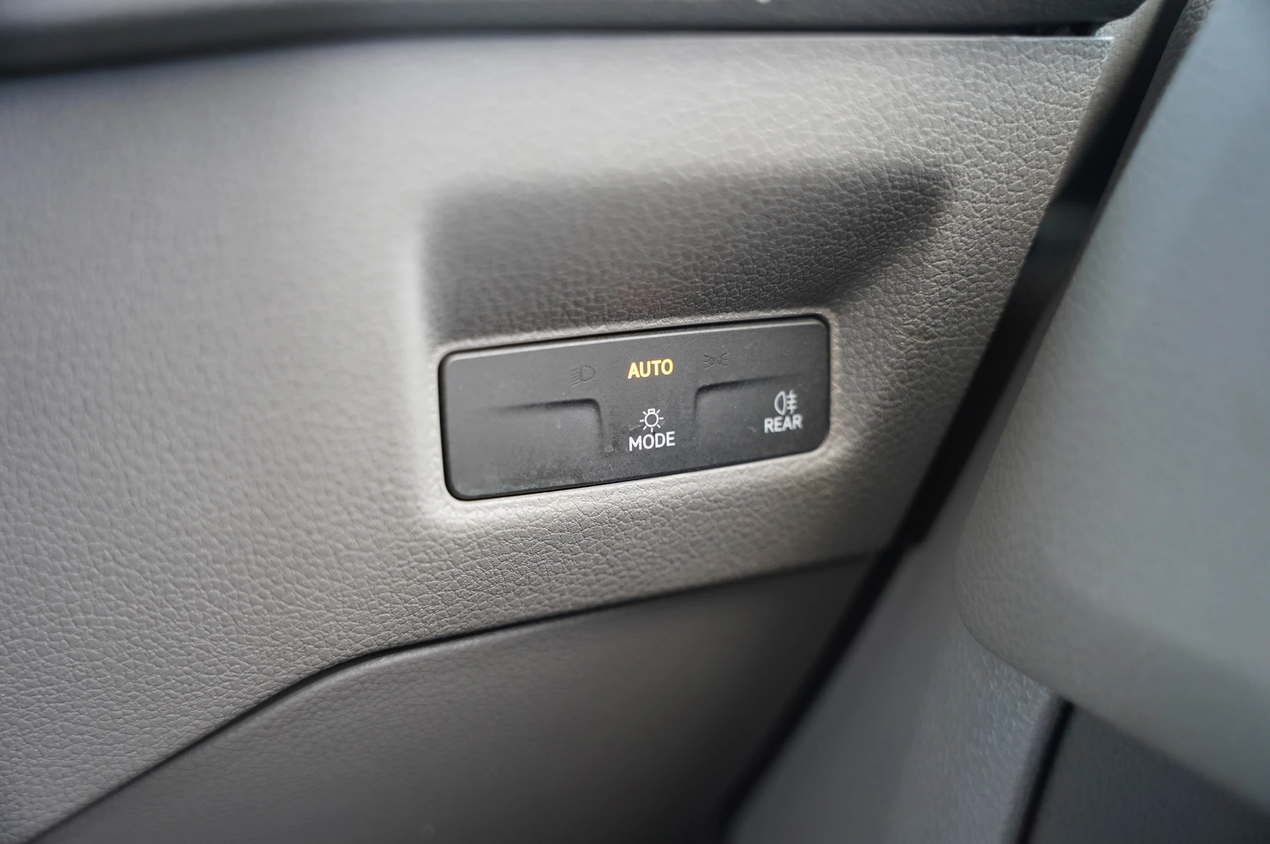 Volkswagen-Crafter-image-15