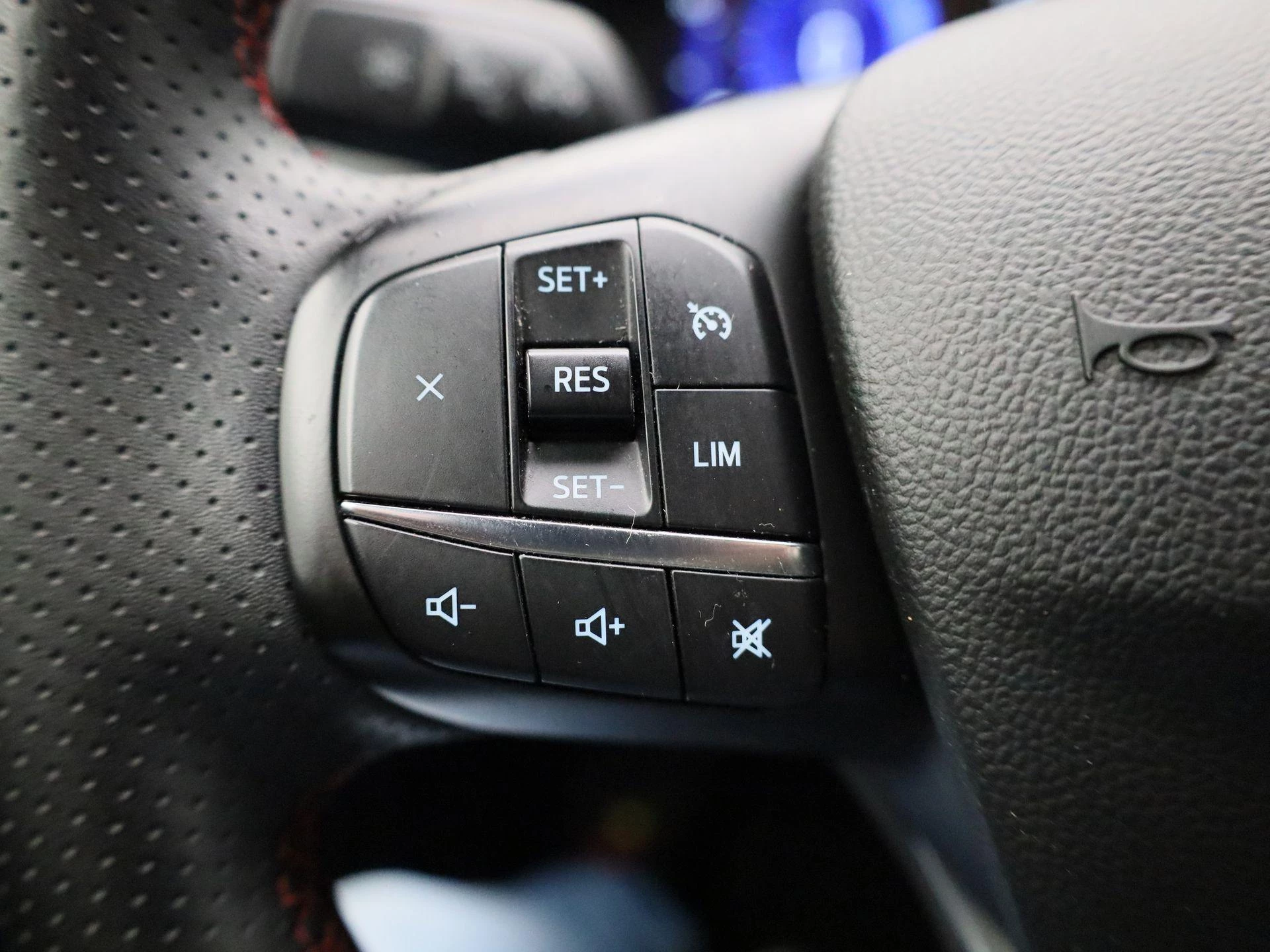 Ford-Kuga-image-22