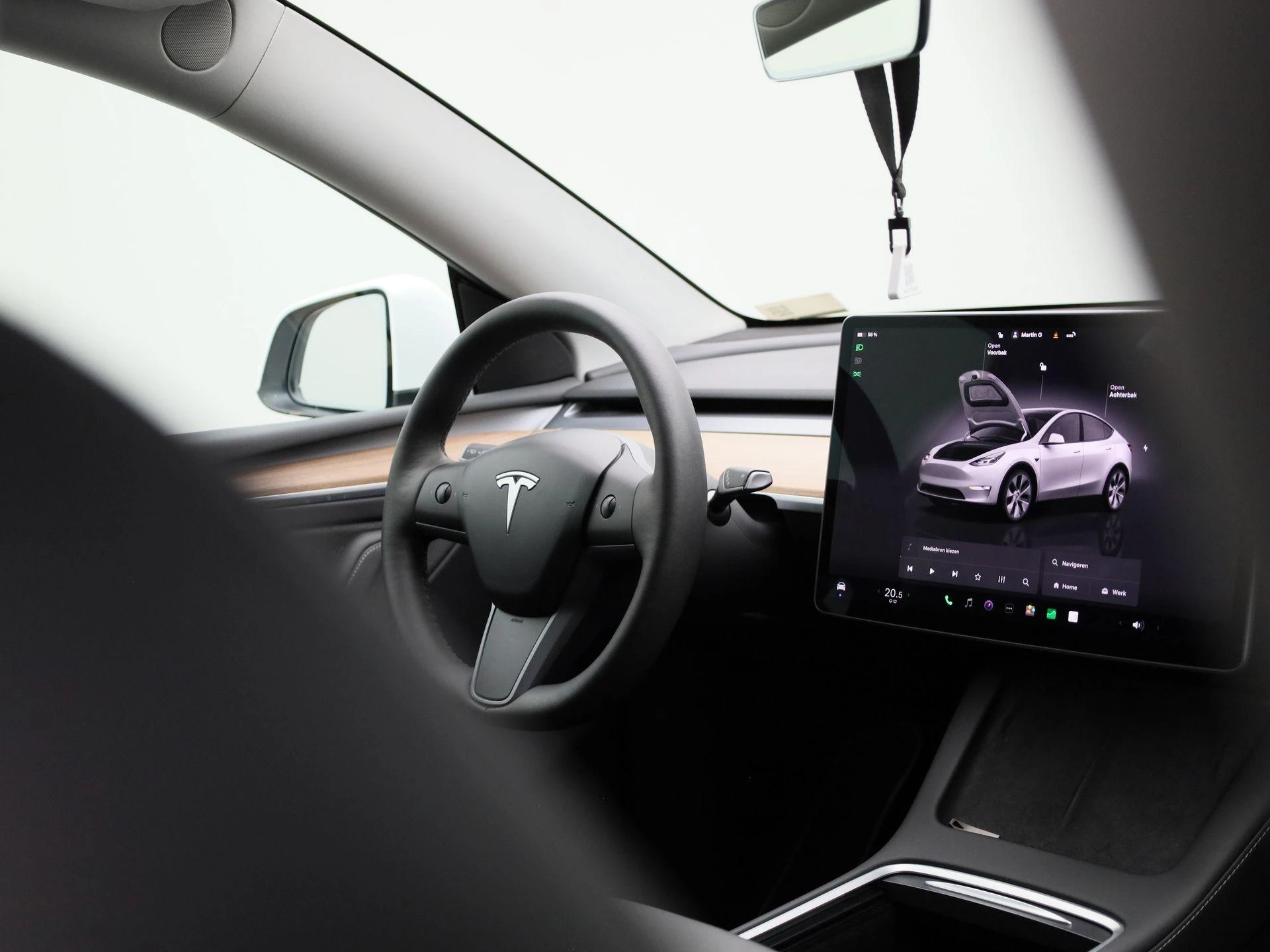 Tesla Model Y Long Range Dual Motor
