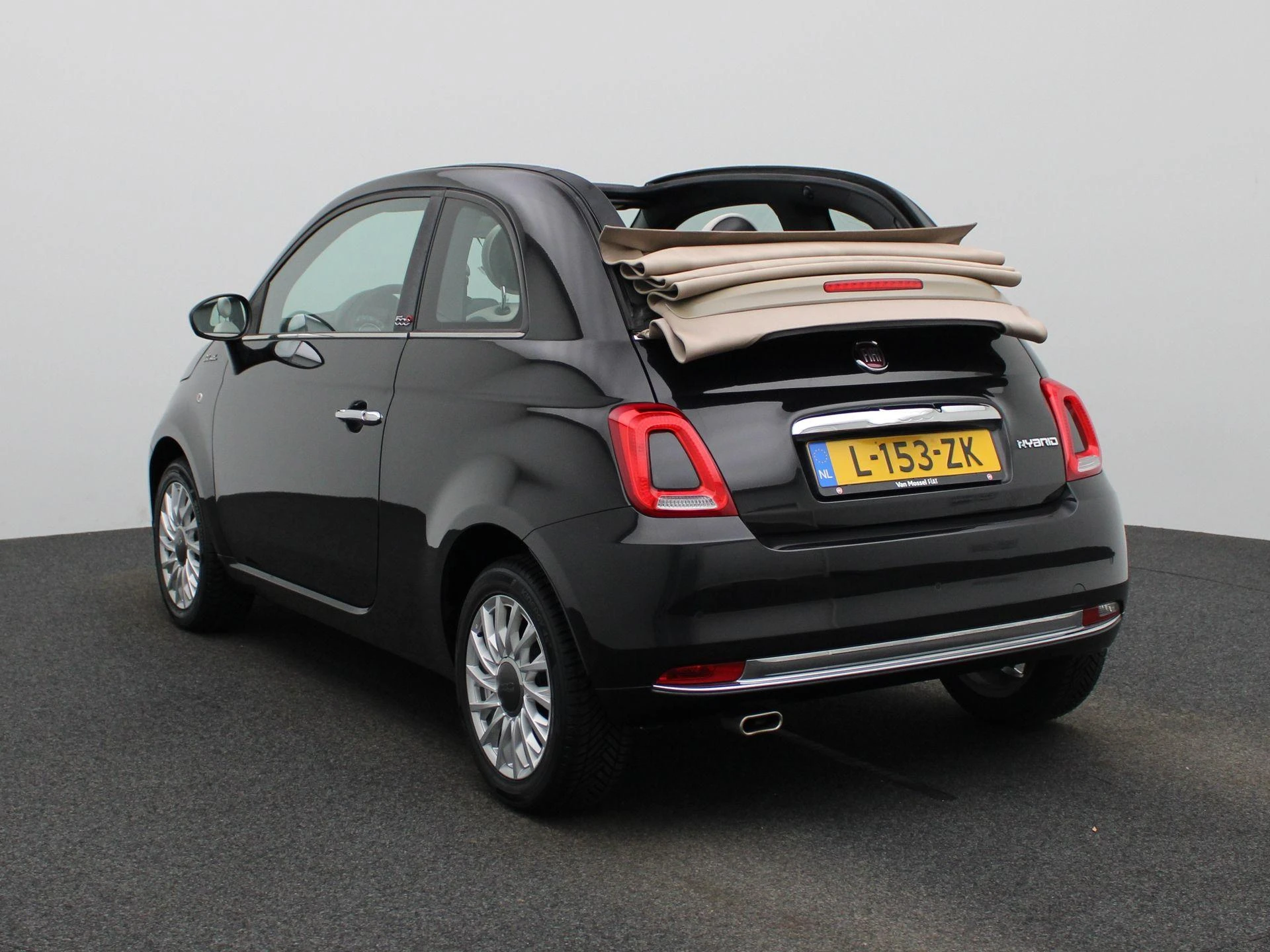 Fiat-500C-image-1