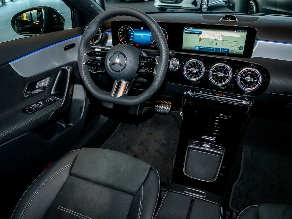 Mercedes-Benz-A-Klasse 200-image-7
