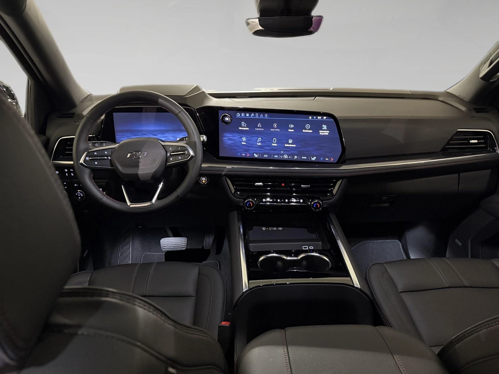 Chevrolet-Tahoe-image-4