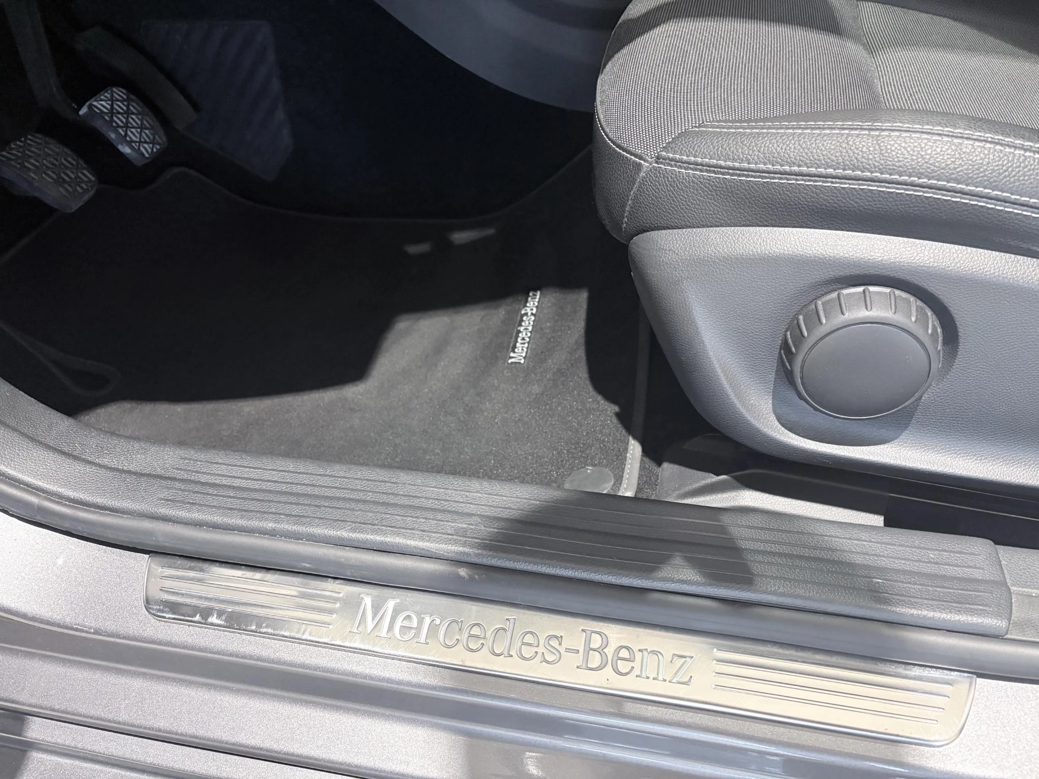 Mercedes-Benz-A-Klasse-image-8