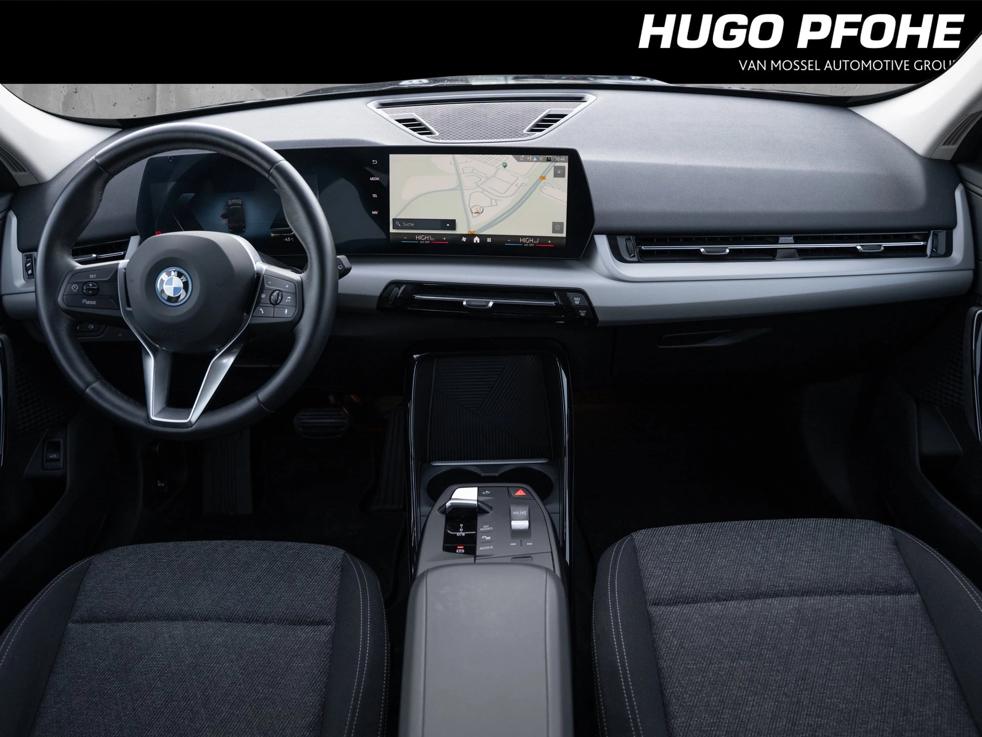 BMW iX1 xDrive30. Sitzheizung.Navi