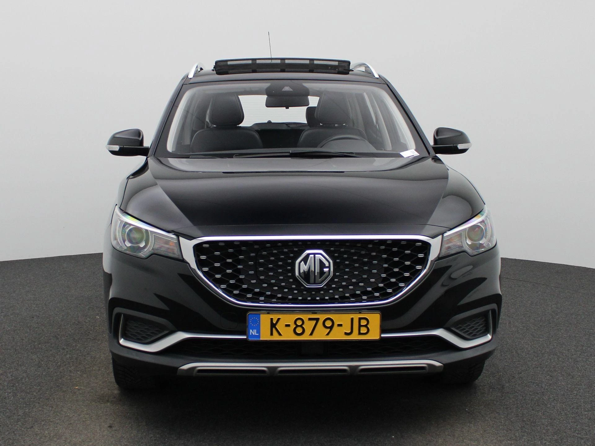 MG-ZS EV-image-2